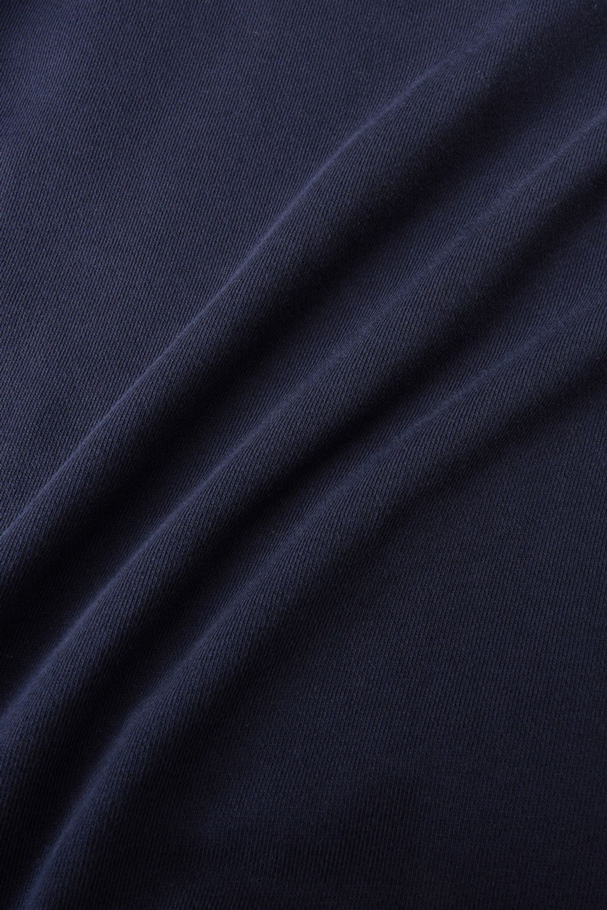 해칭룸(HATCHINGROOM) Ghost Sweatshirt Blue