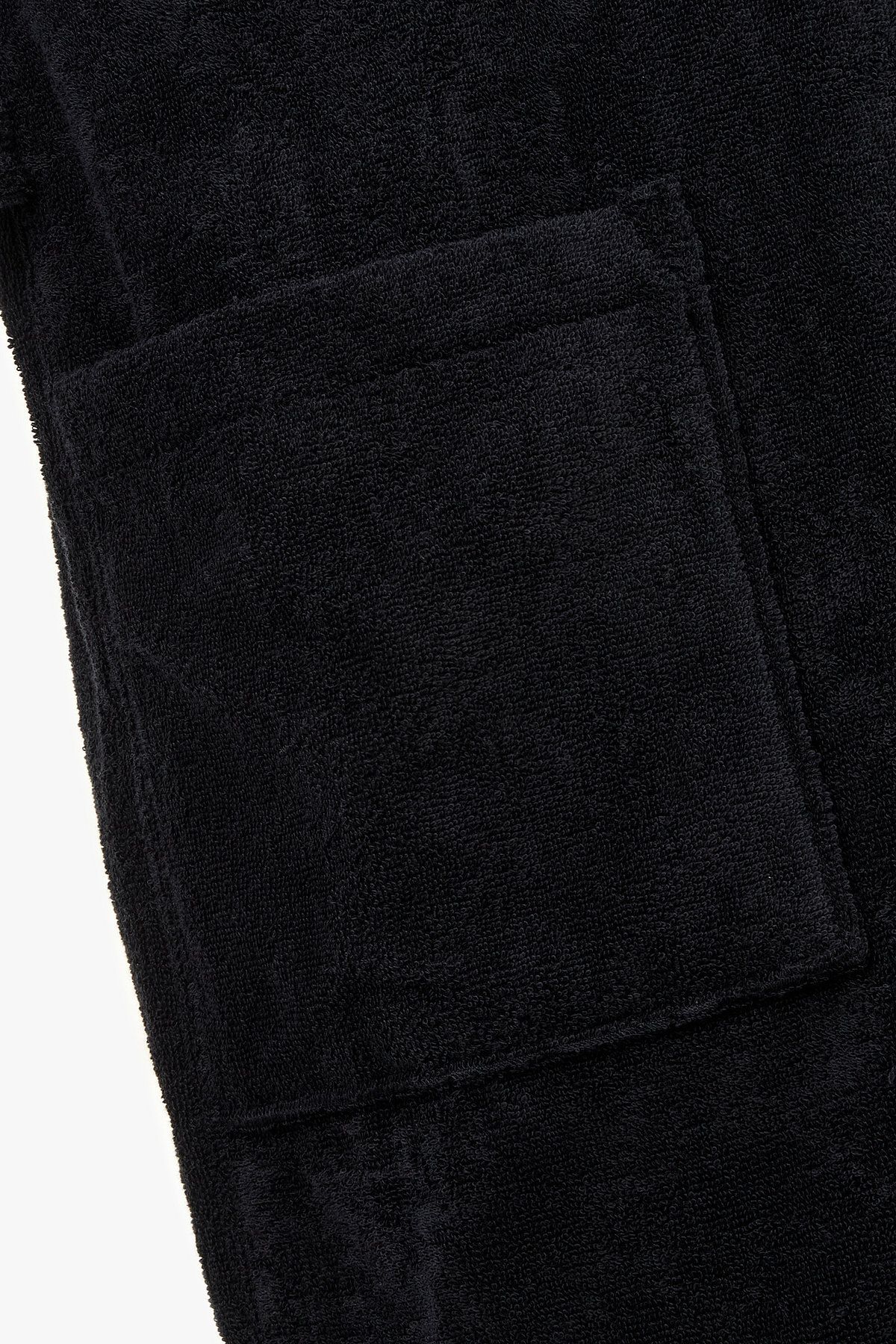 엠포리오 아르마니 언더웨어(EMPORIO ARMANI UNDERWEAR) 남성 로고 트림 후디드 타월링 가운_블랙 0815341002