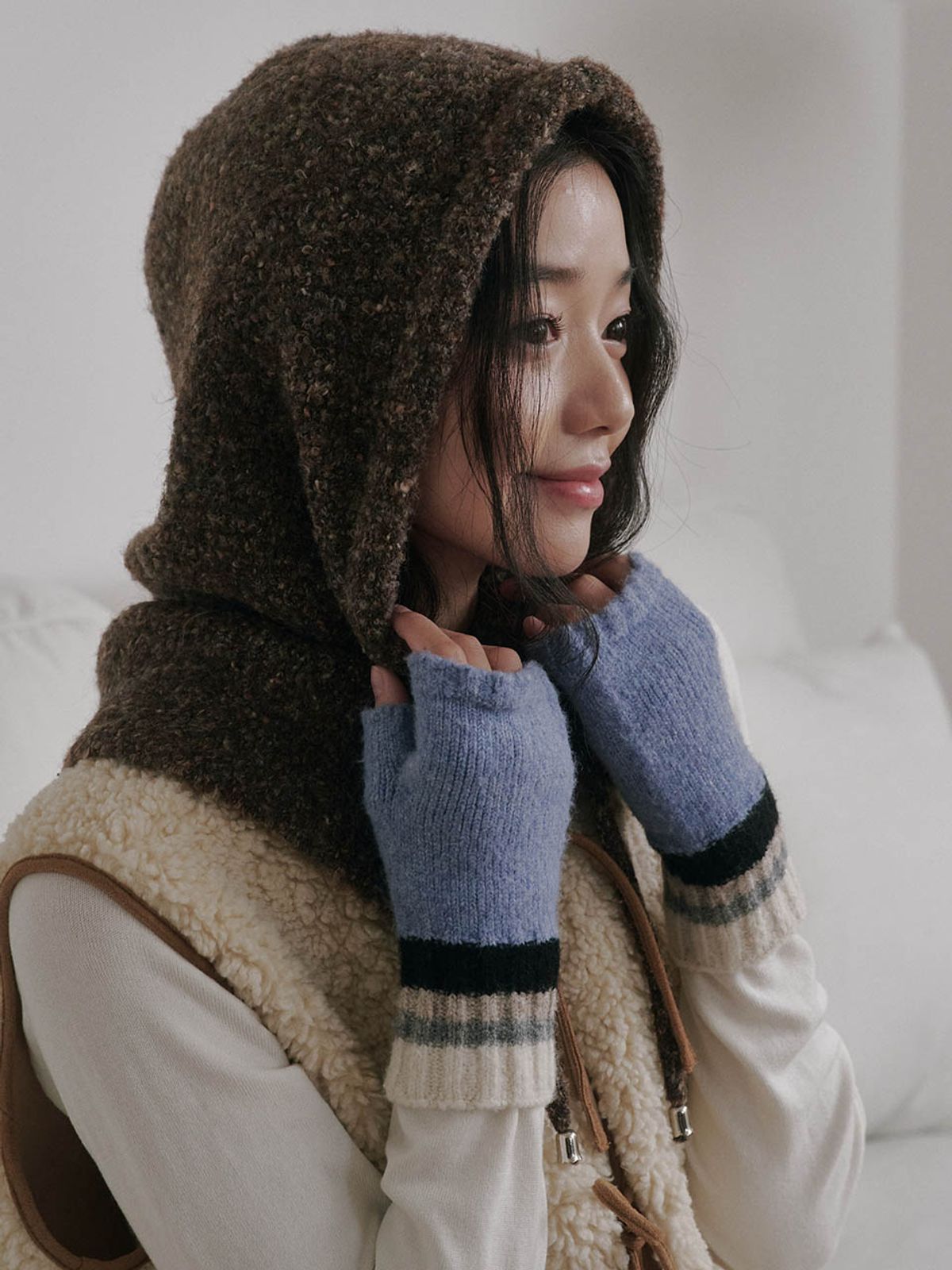 올인컴플리트(ALLINCOMPLETE) 컬러 레이어드 핸드워머 (스카이 블루)