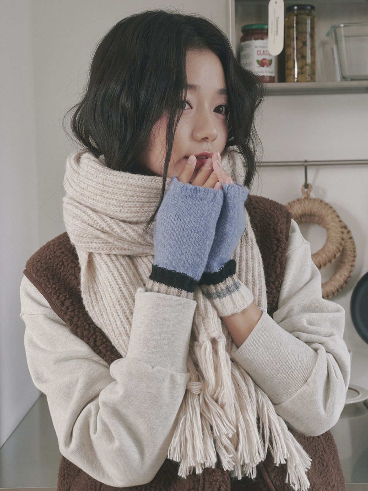 올인컴플리트(ALLINCOMPLETE) 컬러 레이어드 핸드워머 (스카이 블루)