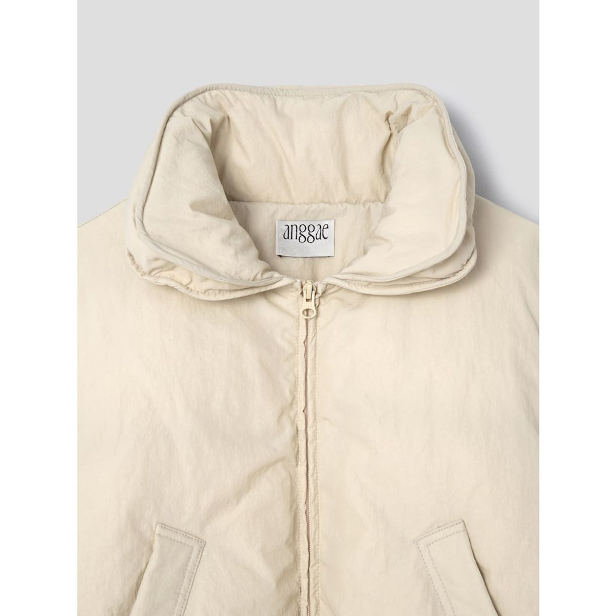 앙개(ANGGAE) Wired Collar Puffer  Ivory