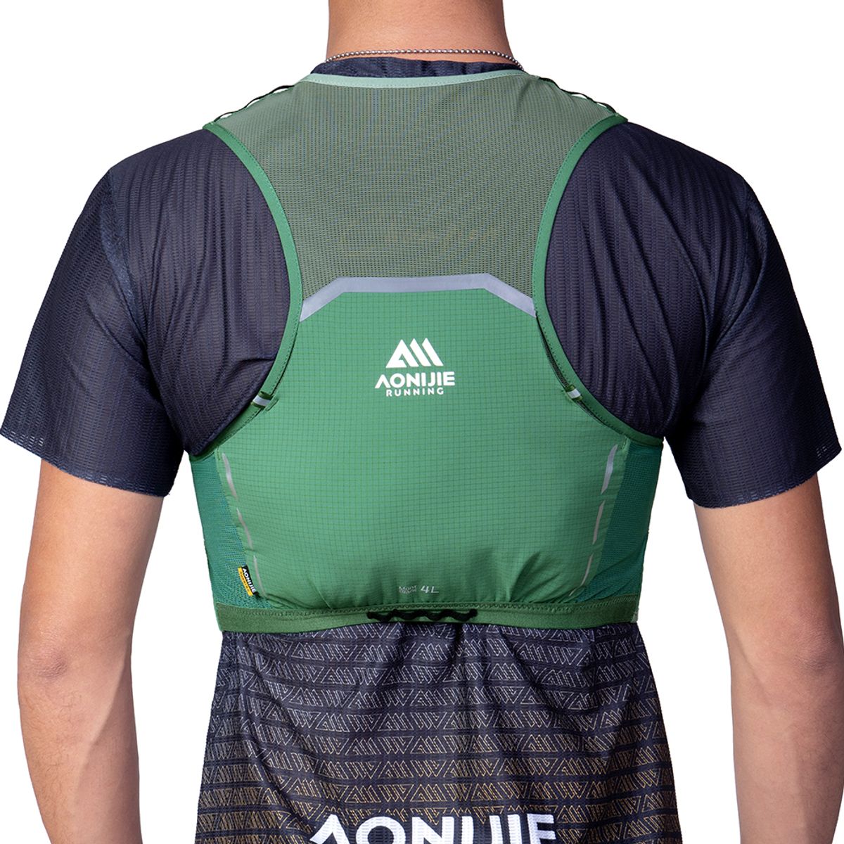 오니지(AONIJIE) 엘리트 V004 그린 (4L) 트레일러닝 베스트