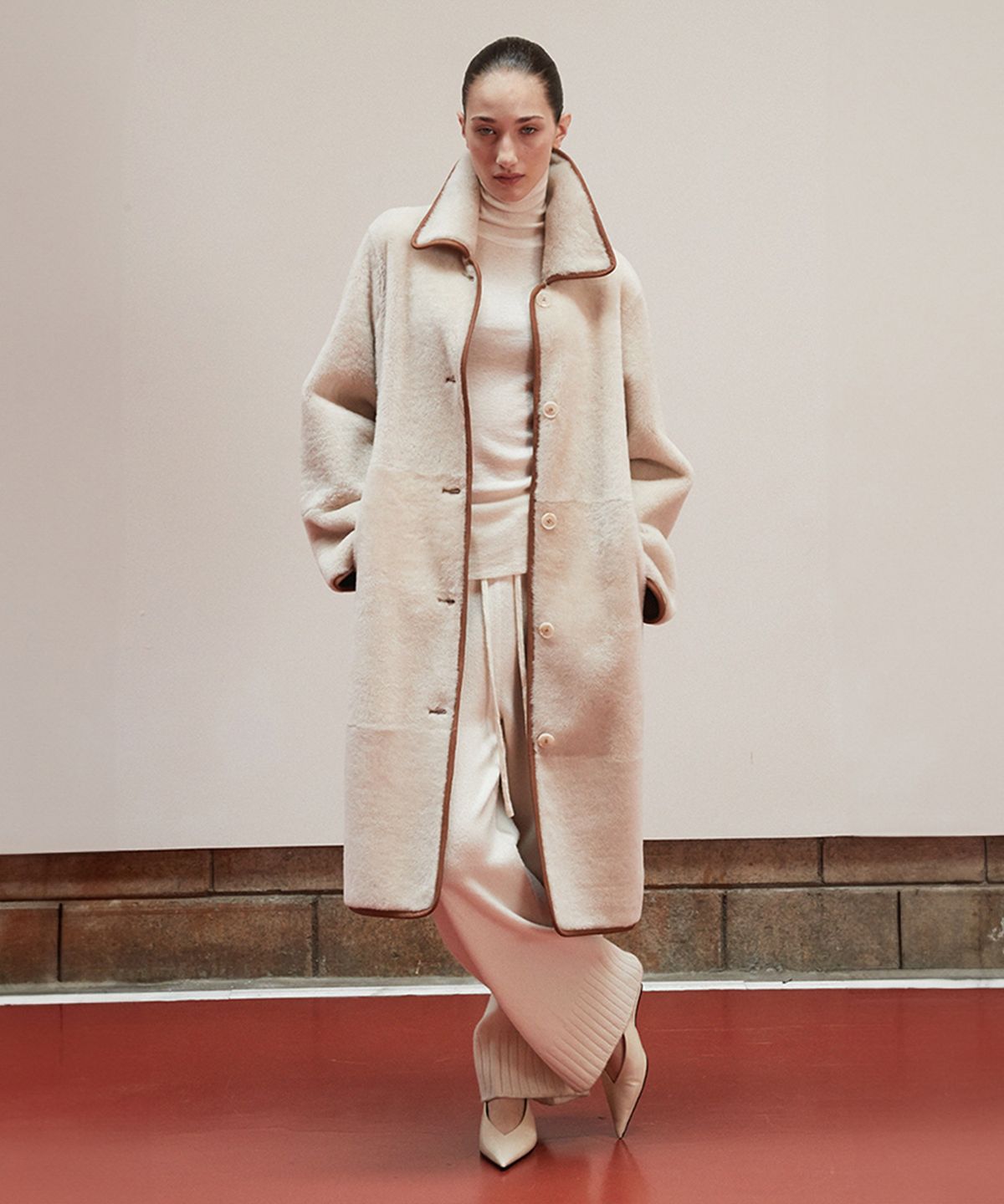 베르데마르(VERDEMAR) Reversible Shearling Long Coat _Camel