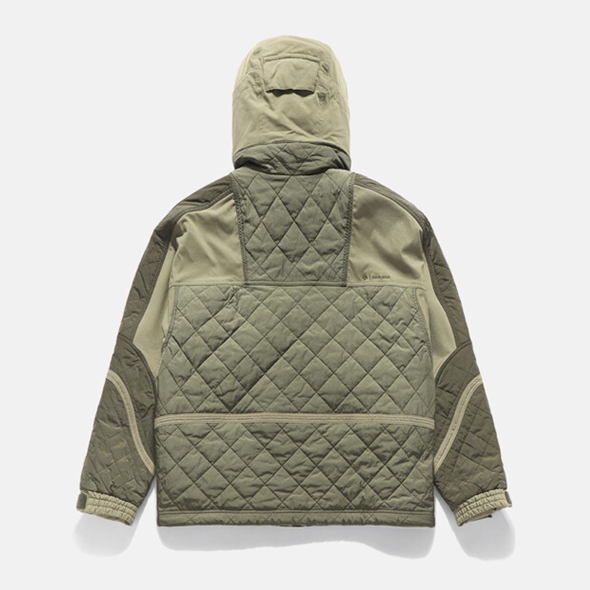 데상트(DESCENTE) [DESCENTE X EASTLOGUE] 퀄팅 자켓 샌드 베이지 SQ321HJK94