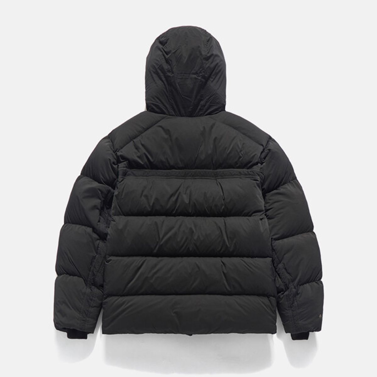 데상트(DESCENTE) [DESCENTE X EASTLOGUE] 헤비 다운 자켓 블랙 SQ321HDJ91