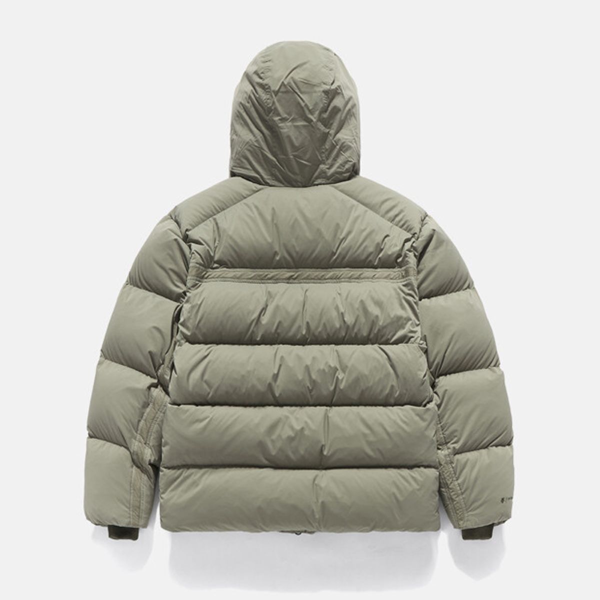 데상트(DESCENTE) [DESCENTE X EASTLOGUE] 헤비 다운 자켓 샌드 베이지 SQ321HDJ91