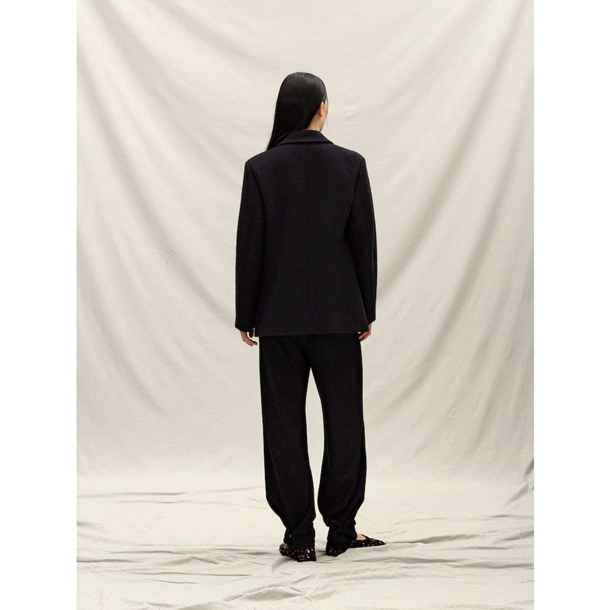 앙개(ANGGAE) Half Jacket Coat  Black
