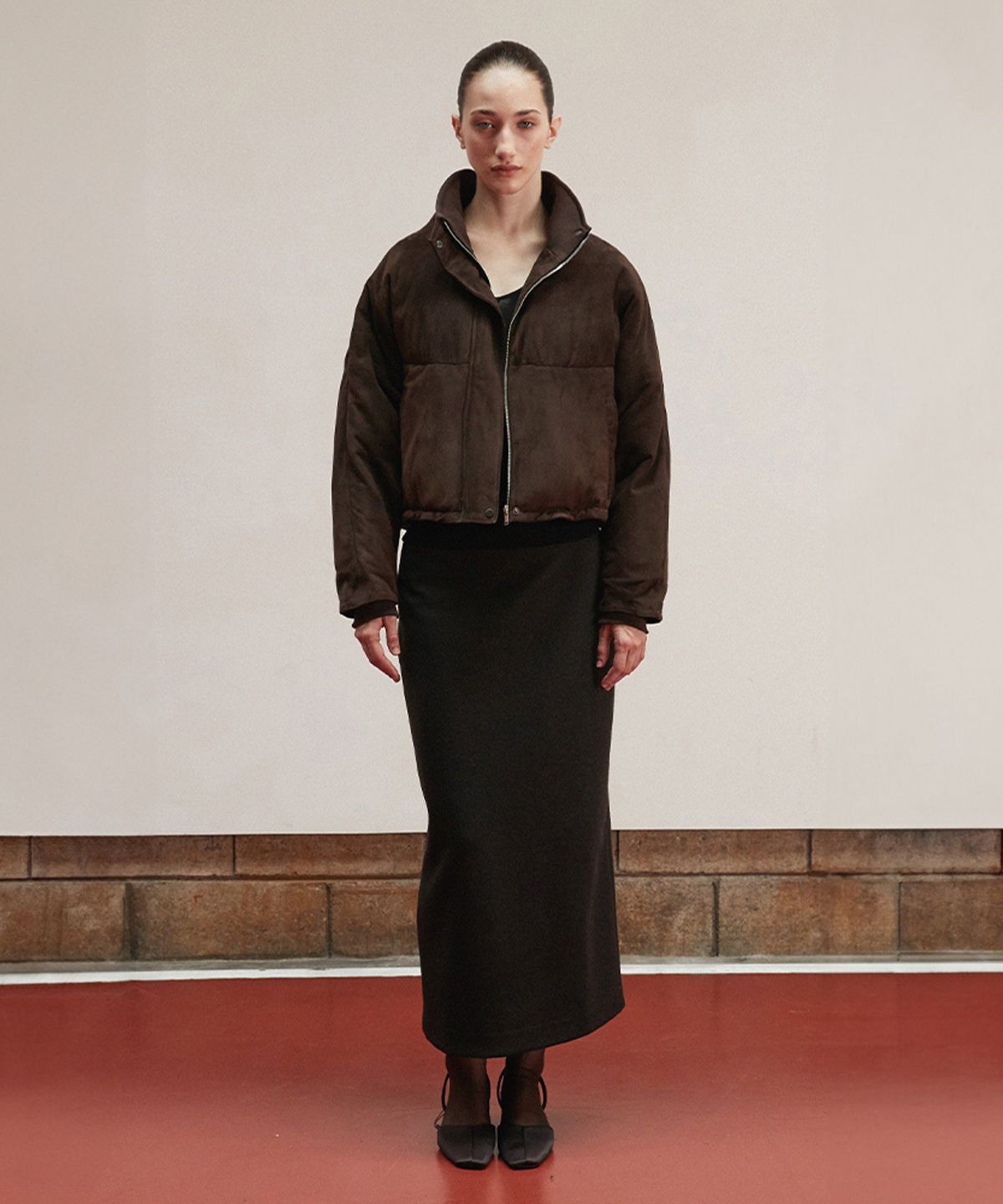 베르데마르(VERDEMAR) Suede Cropped Puffer Jacket_Deep brown