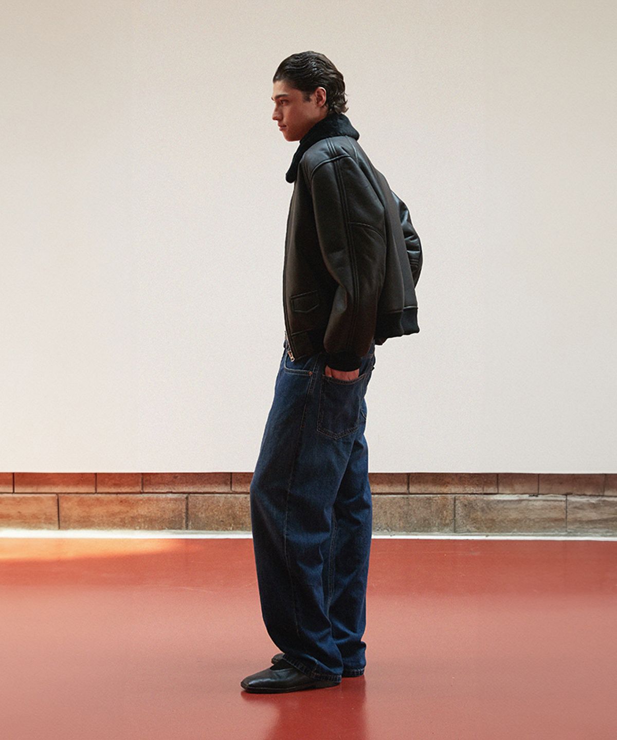 베르데마르(VERDEMAR) Minimal Shearling Bomber Jumper_Black