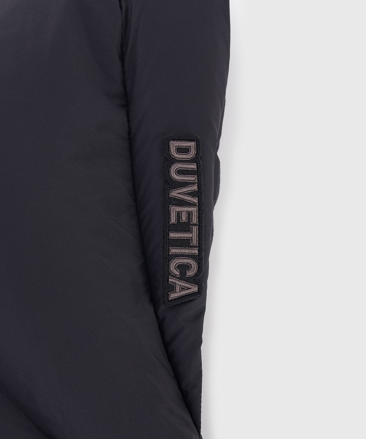 듀베티카(DUVETICA) 보네프로(블랙)(여성 다운 스카프)