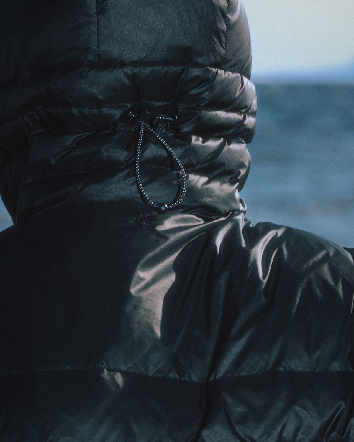 앵글런(ANGLAN) Duck Down Hooded Anorak Puffer - Black