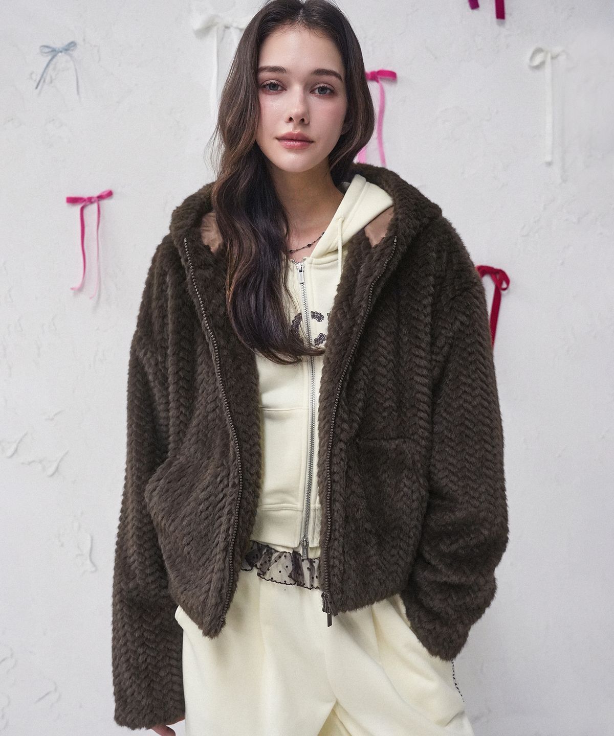 비바셔스(VIVACIOUS) Cocoon Braid Zip-Up BEIGE