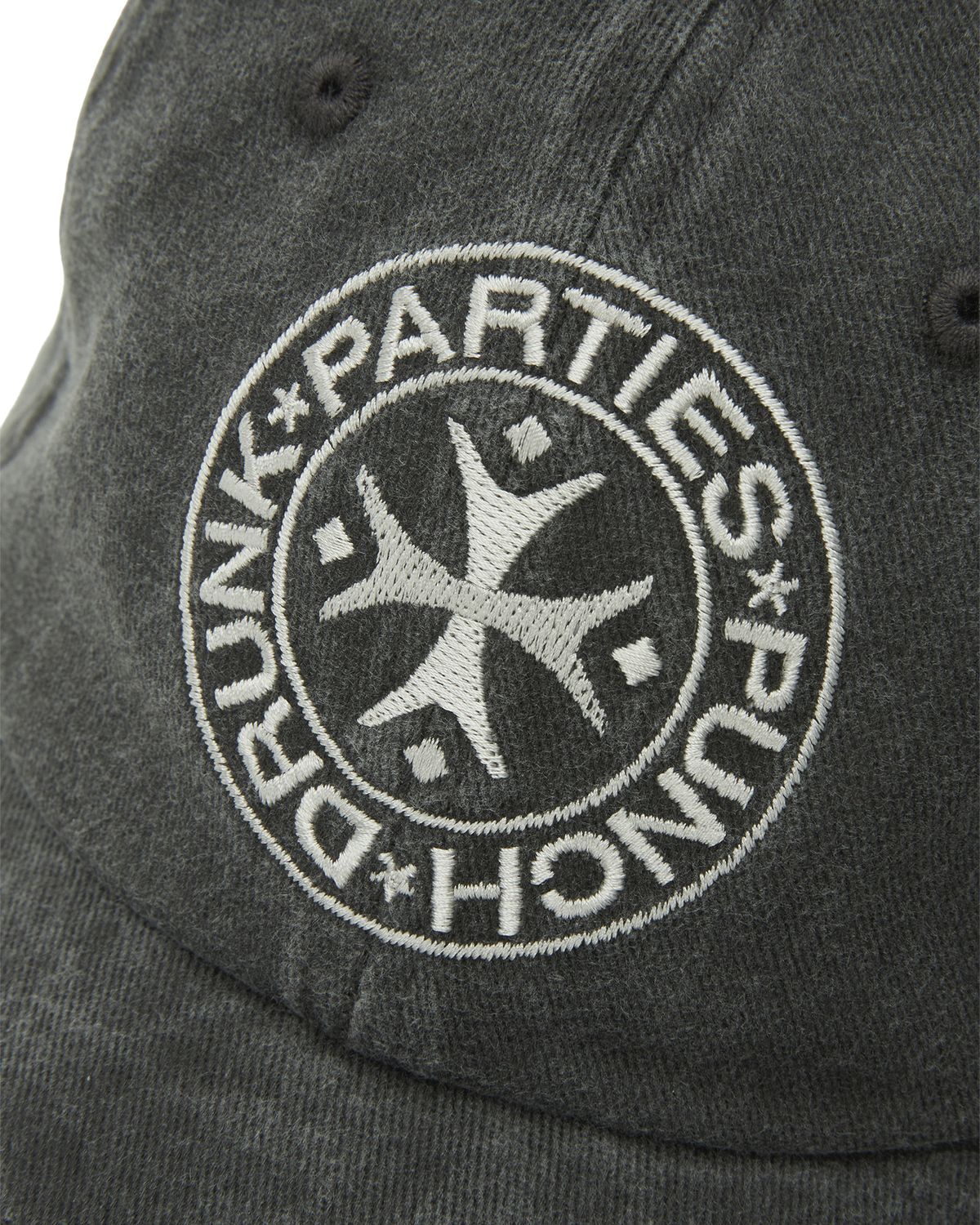 펀치드렁크파티즈(PUNCH DRUNK PARTIES) Circle Logo Washed Ball Cap (CHARCOAL)