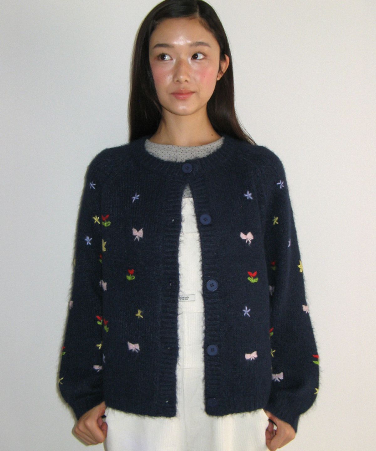 론론(RONRON) PETIT EMBROIDERY KNIT CARDIGAN NAVY