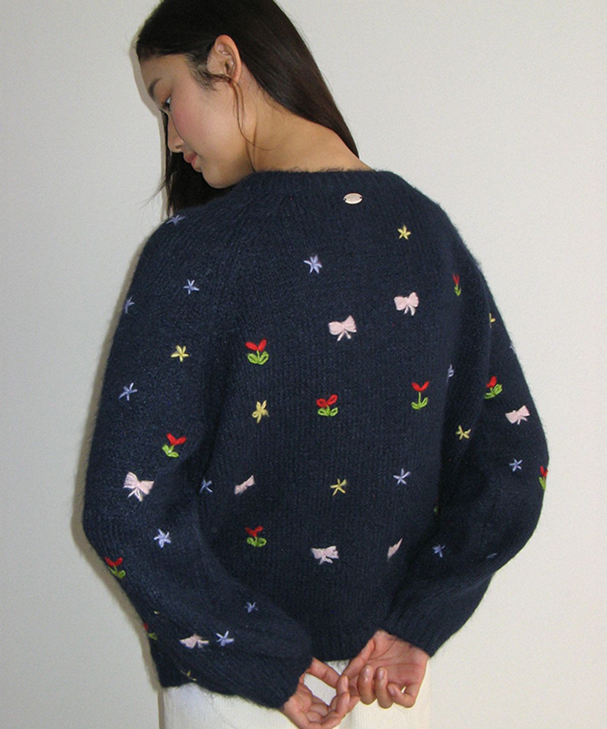 론론(RONRON) PETIT EMBROIDERY KNIT CARDIGAN NAVY