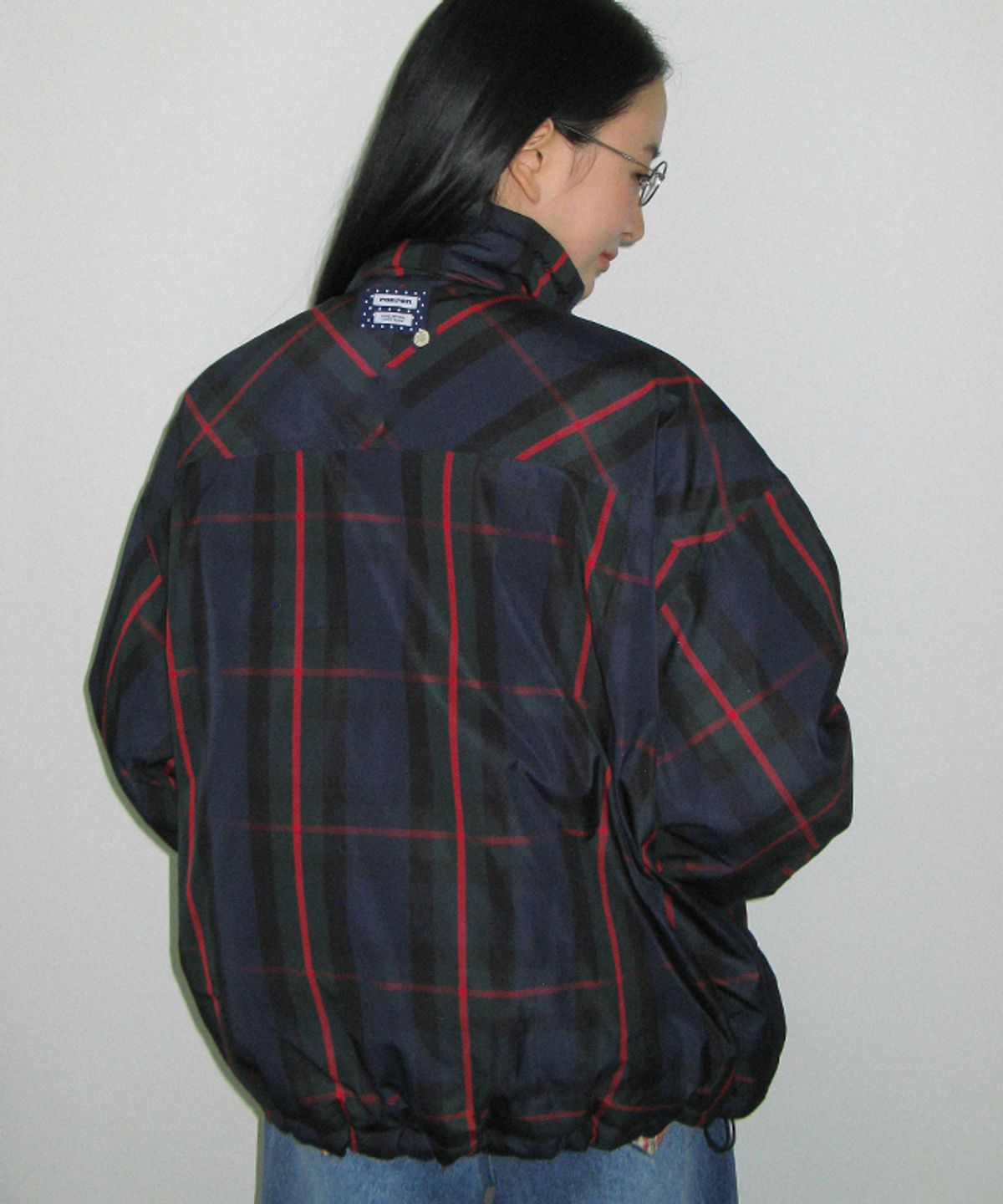 론론(RONRON) PATTERN SHIRRING POCKET PUFFER JUMPER CHECK NAVY