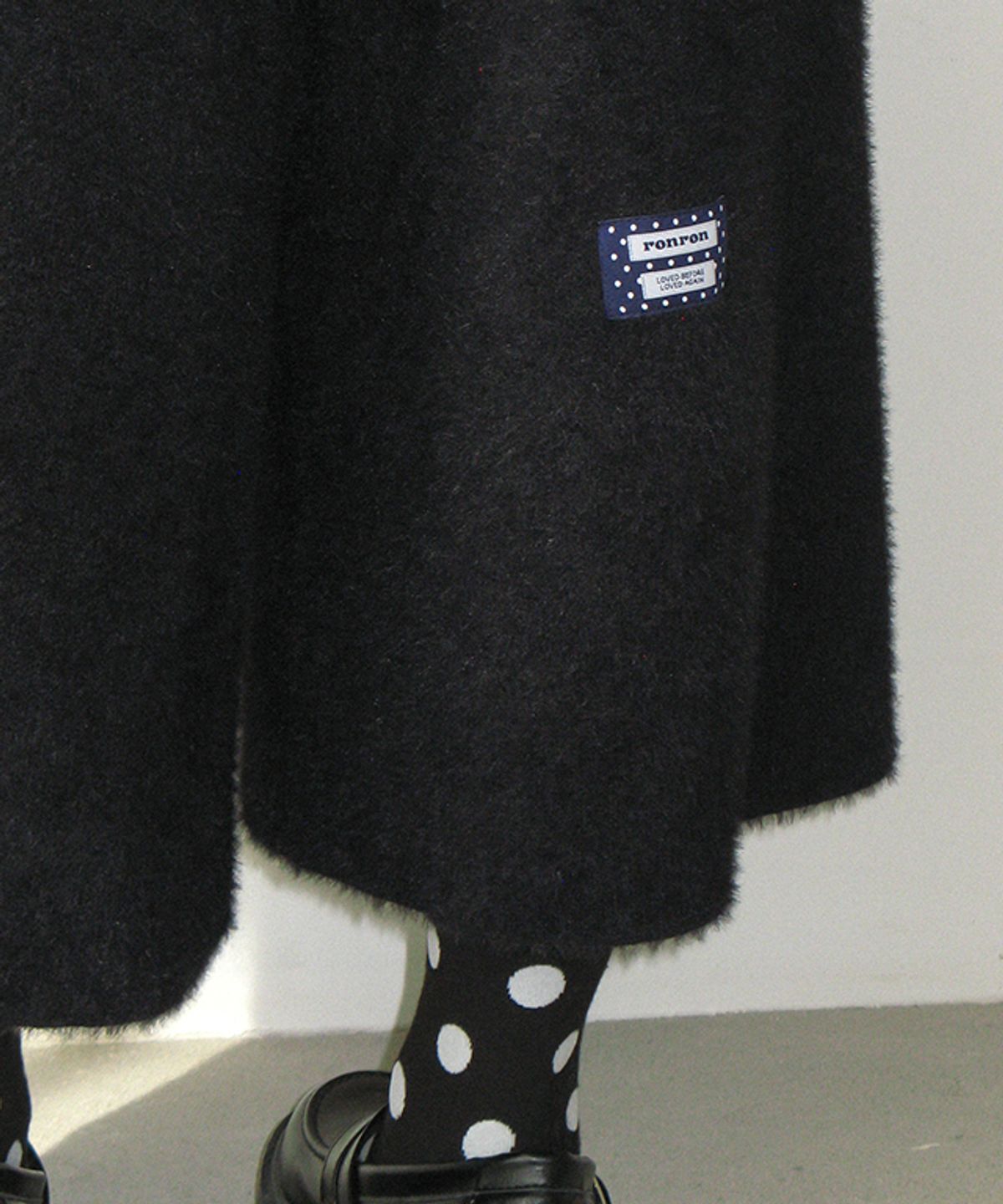 론론(RONRON) HAIRY BERMUDA KNIT PANTS BLACK