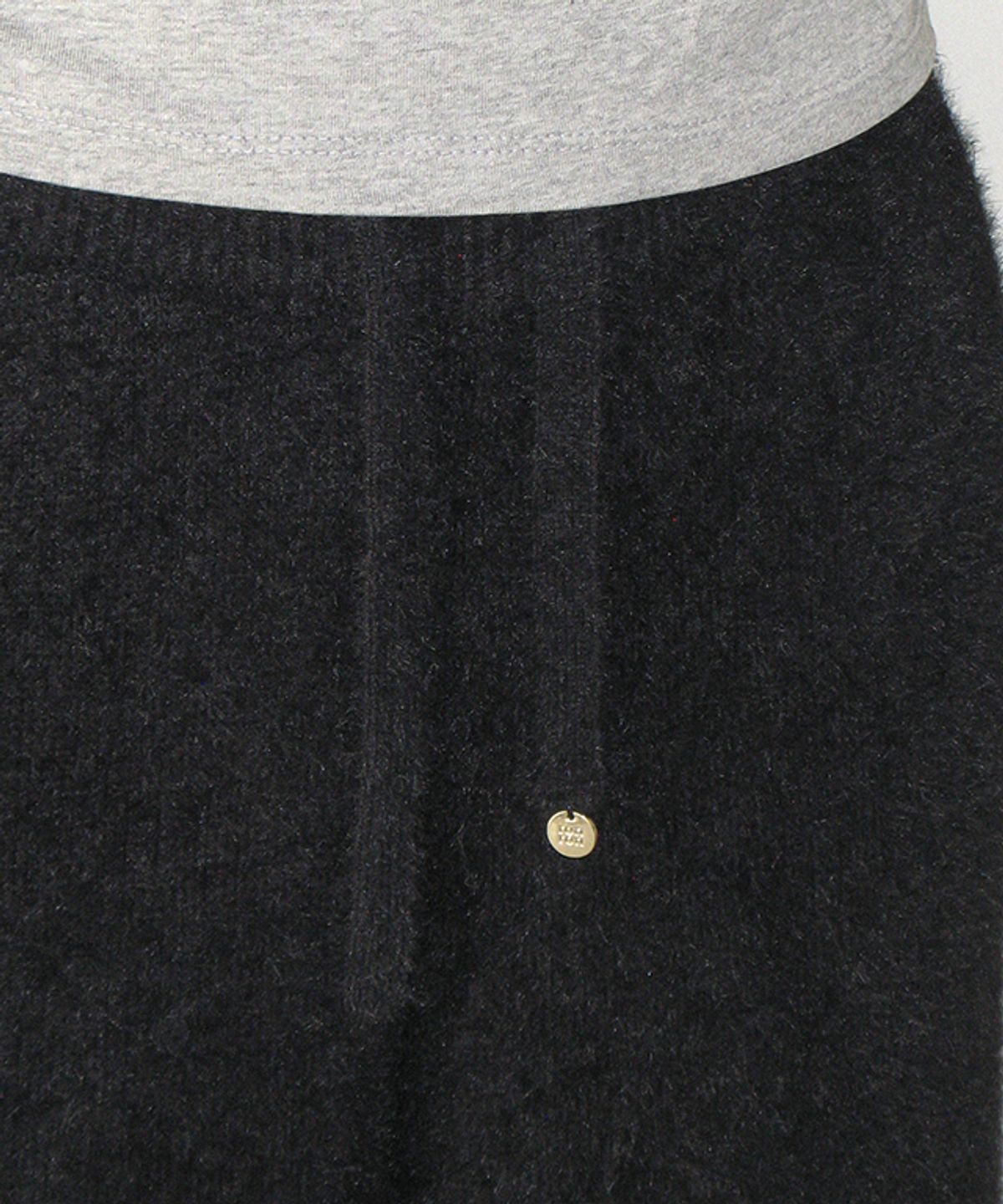 론론(RONRON) HAIRY BERMUDA KNIT PANTS BLACK