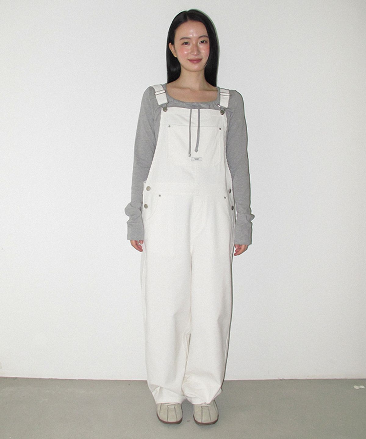 론론(RONRON) BACK HEART POCKET CORDUROY OVERALLS WHITE