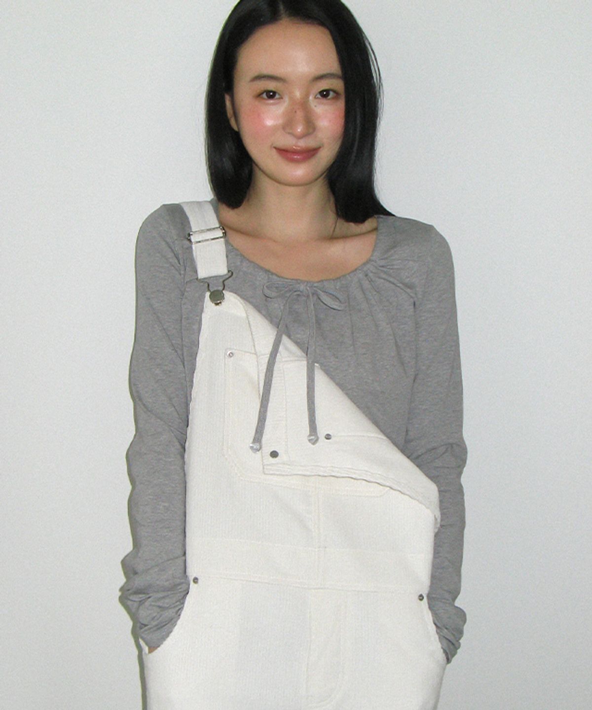 론론(RONRON) BACK HEART POCKET CORDUROY OVERALLS WHITE