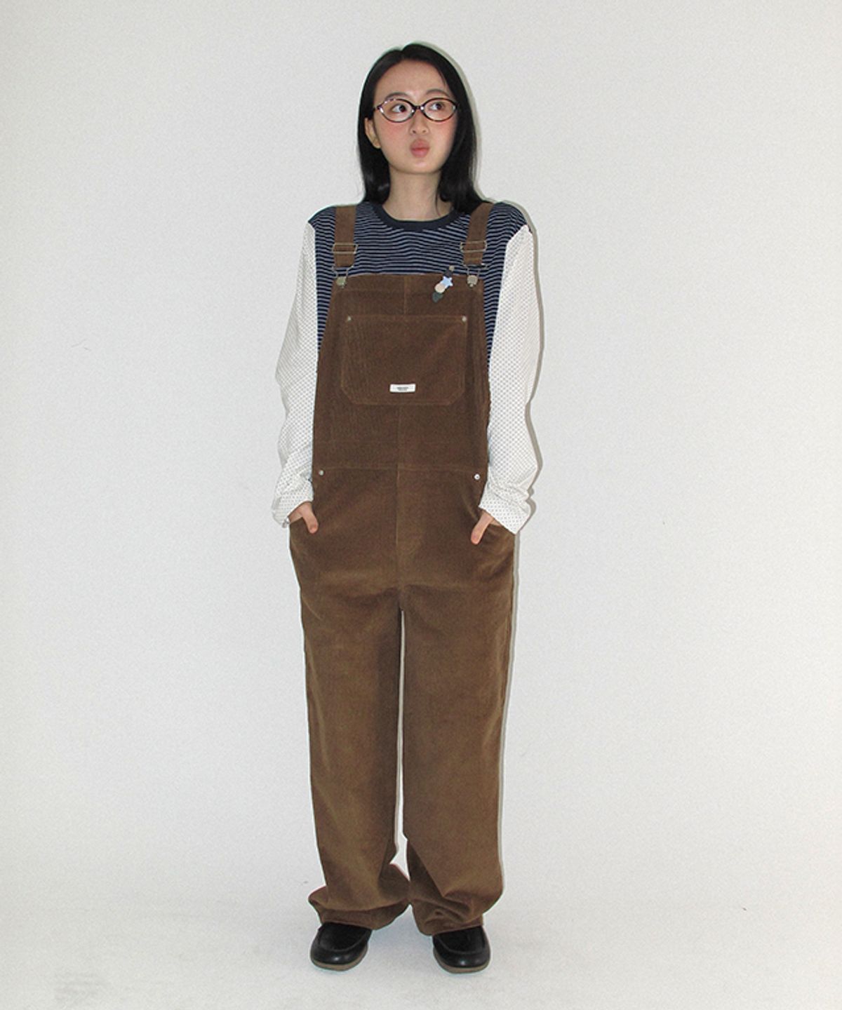 론론(RONRON) BACK HEART POCKET CORDUROY OVERALLS BROWN