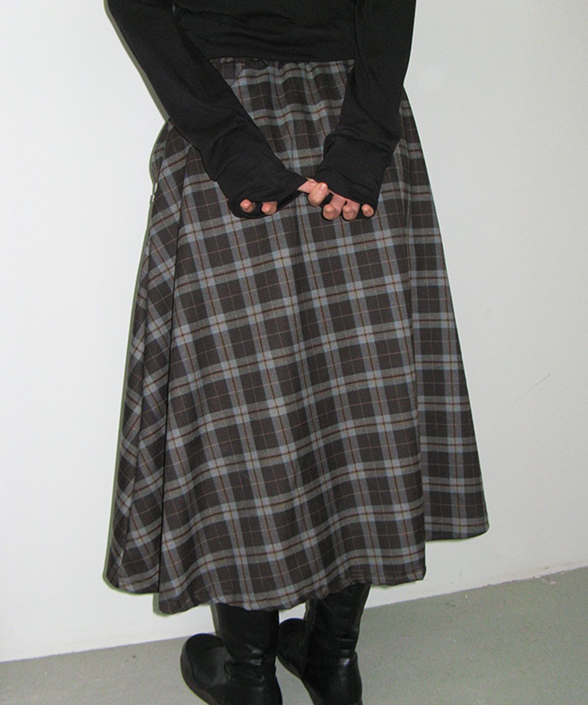 론론(RONRON) CHECK KNOT LAYERED WRAP SKIRT GREY