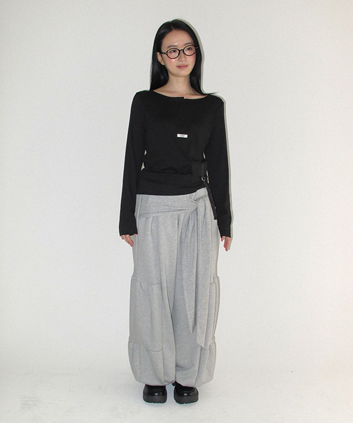 론론(RONRON) WRAP SHIRRING BALLOON JOGGER PANTS GREY