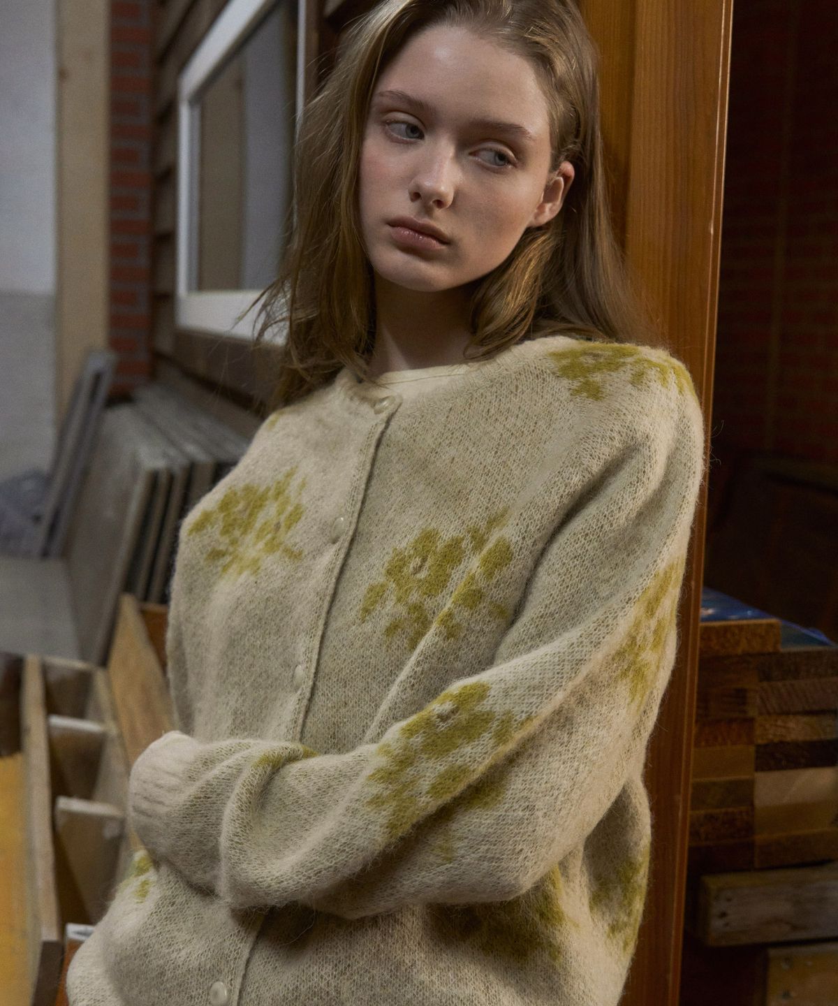 앤니즈(ANDNEEDS) Flower jacquard knit (ivory)