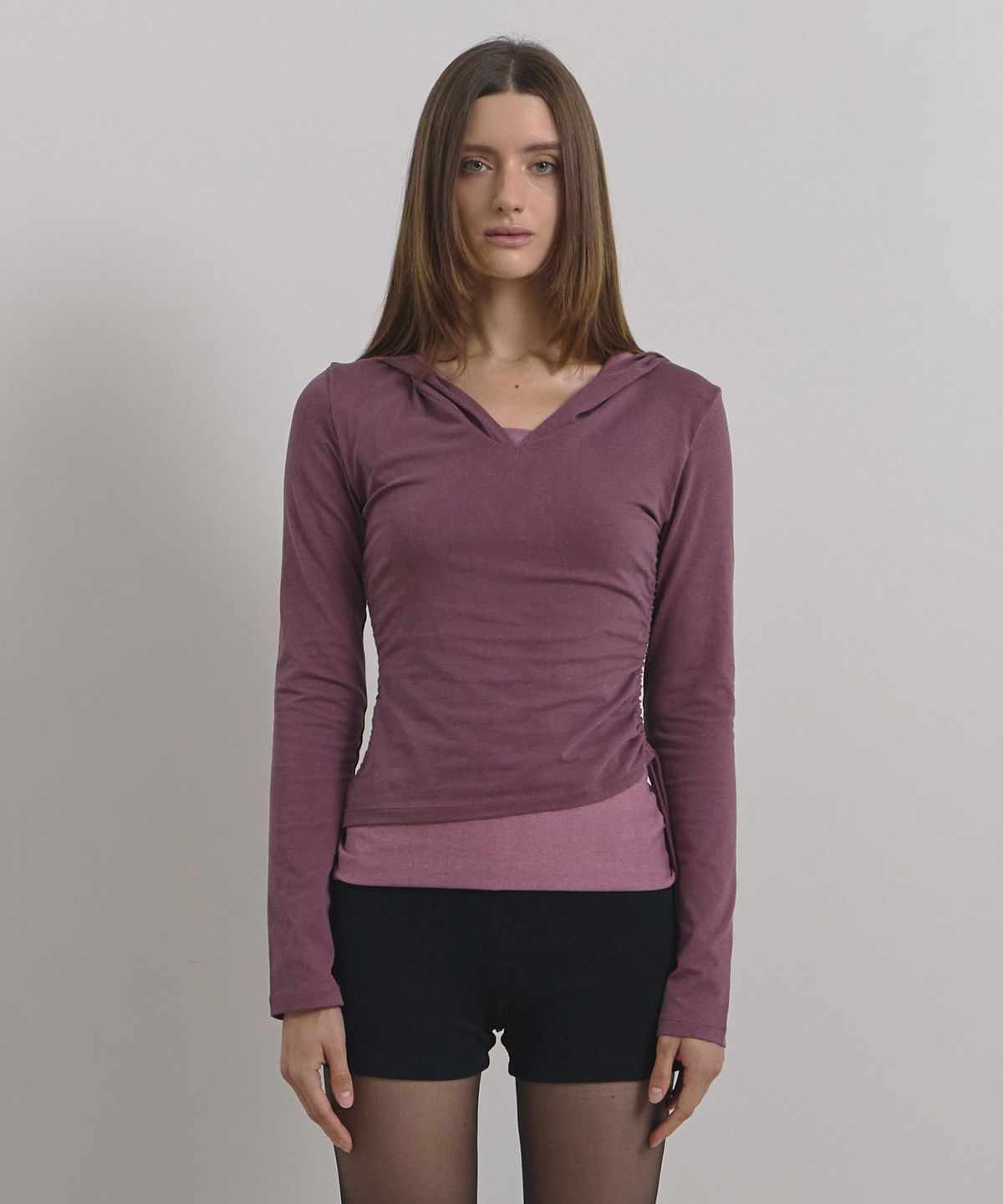 소어티(SOEOTI) Pigment Hooded Layered Tee (plum)