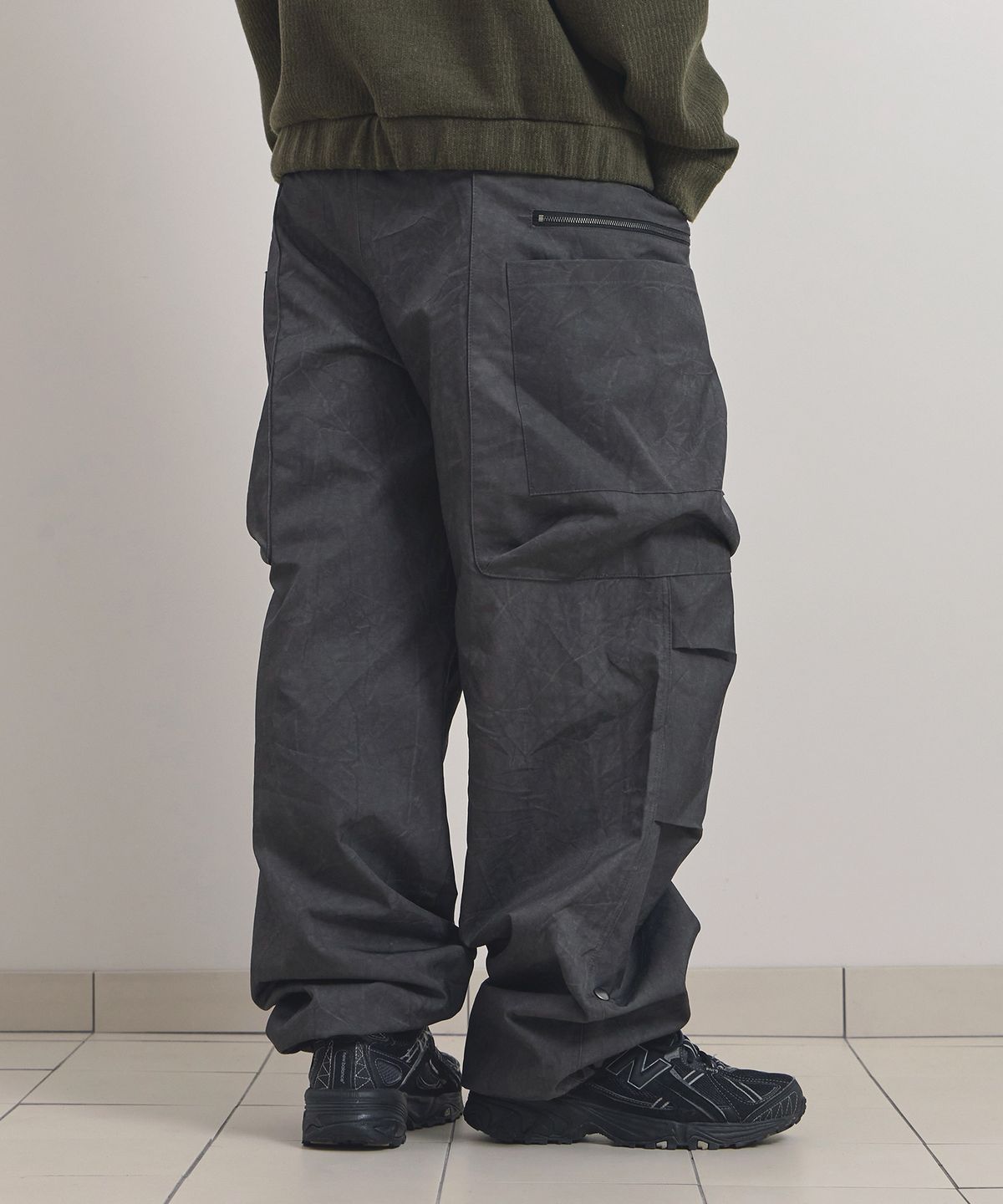 소어티(SOEOTI) Snap Multi Cargo Pants (charcoal)