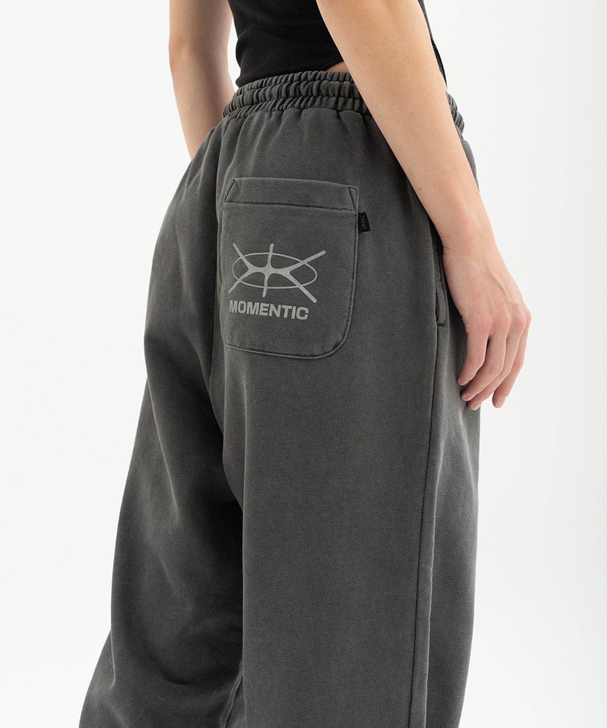 모멘틱(MOMENTIC) Momentic Logo Pigment Long Pants