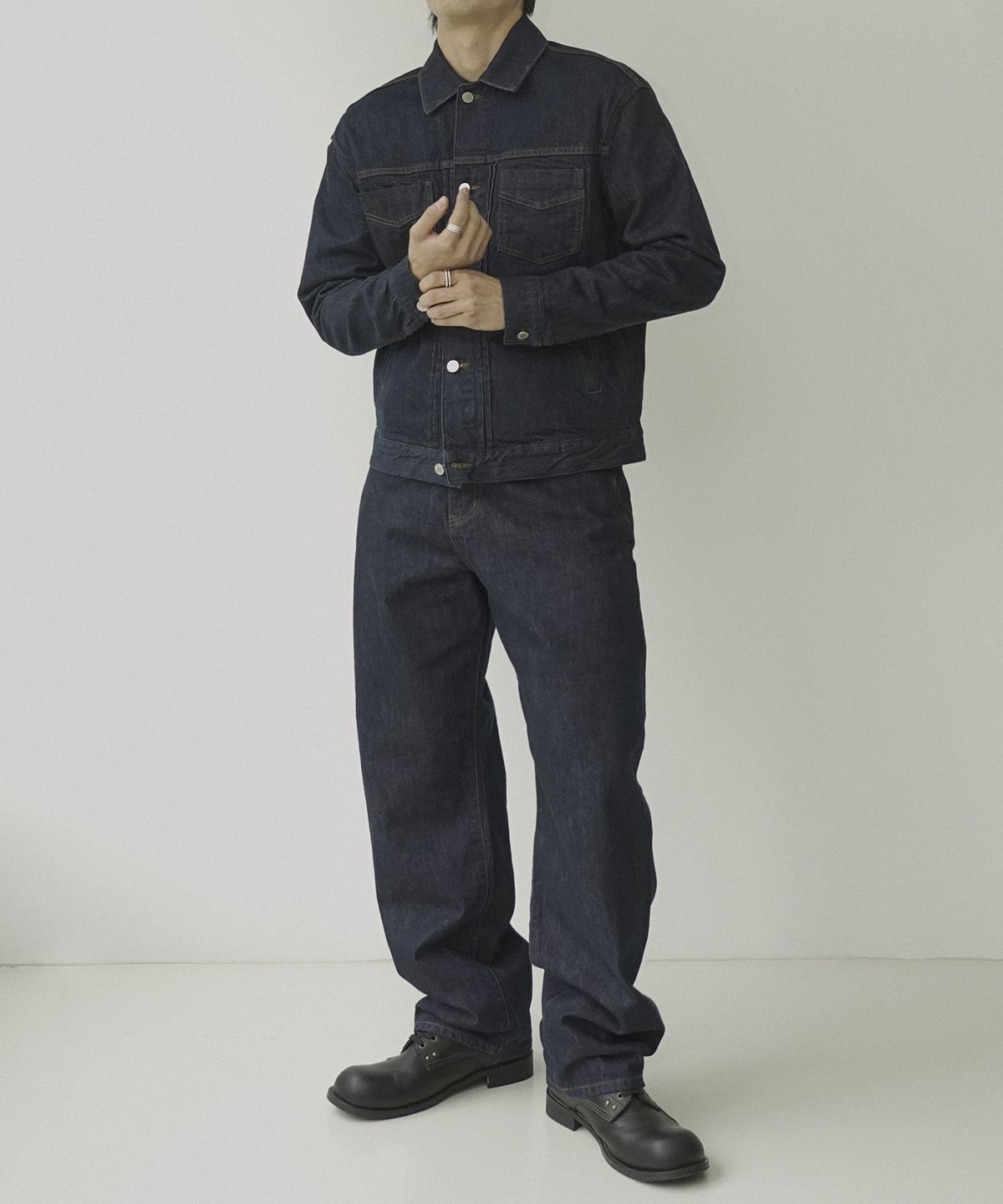 시도(SIIIIDO) JONAH PF SILHOUETTE SELVEDGE RAW DENIM #1