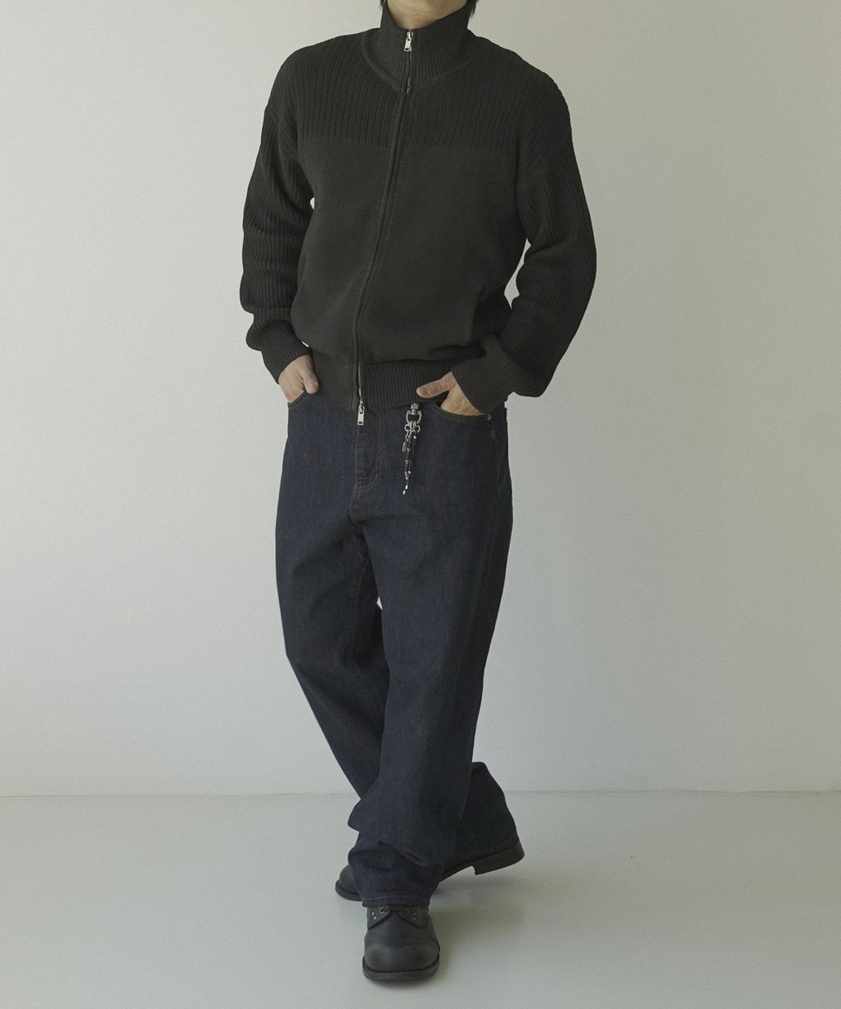 시도(SIIIIDO) JONAH PF SILHOUETTE SELVEDGE RAW DENIM #1