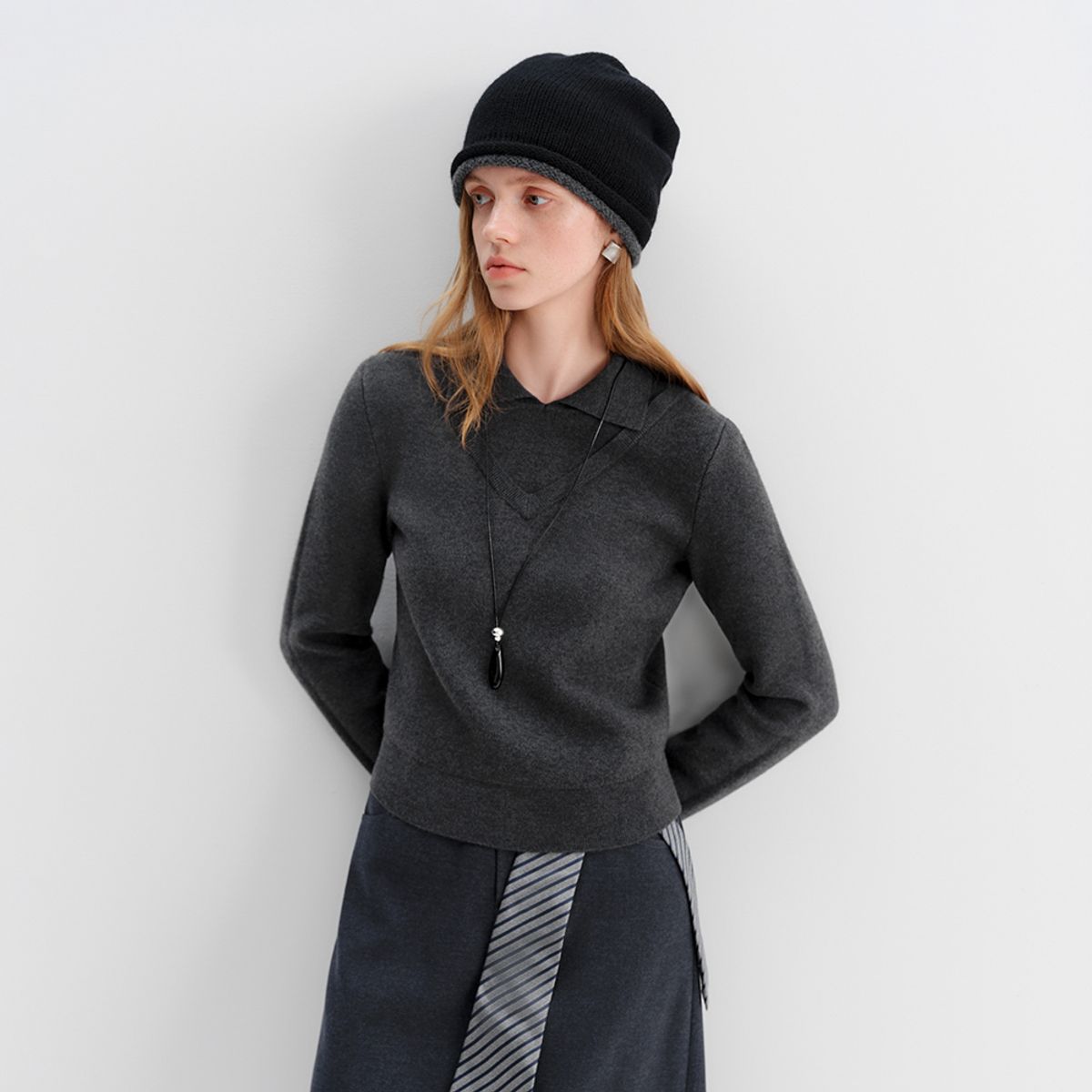 웬스데이딜라잇(WEDNESDAY DELIGHT) WD_Fake two-piece collar knit top
