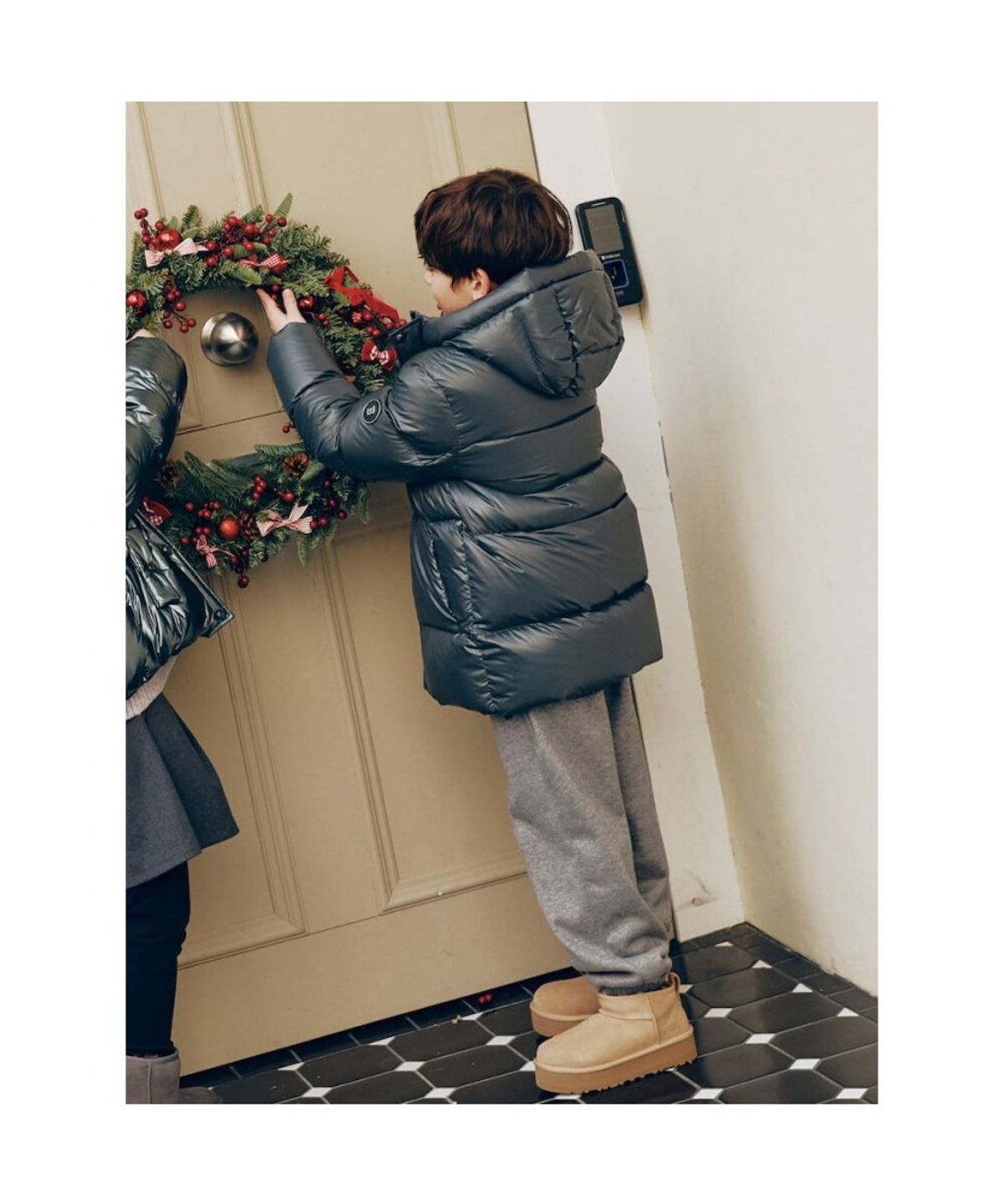 빈폴 키즈(BEANPOLE KIDS) 샤이니 덕다운 하프패딩  애쉬 (BI5X38U074)
