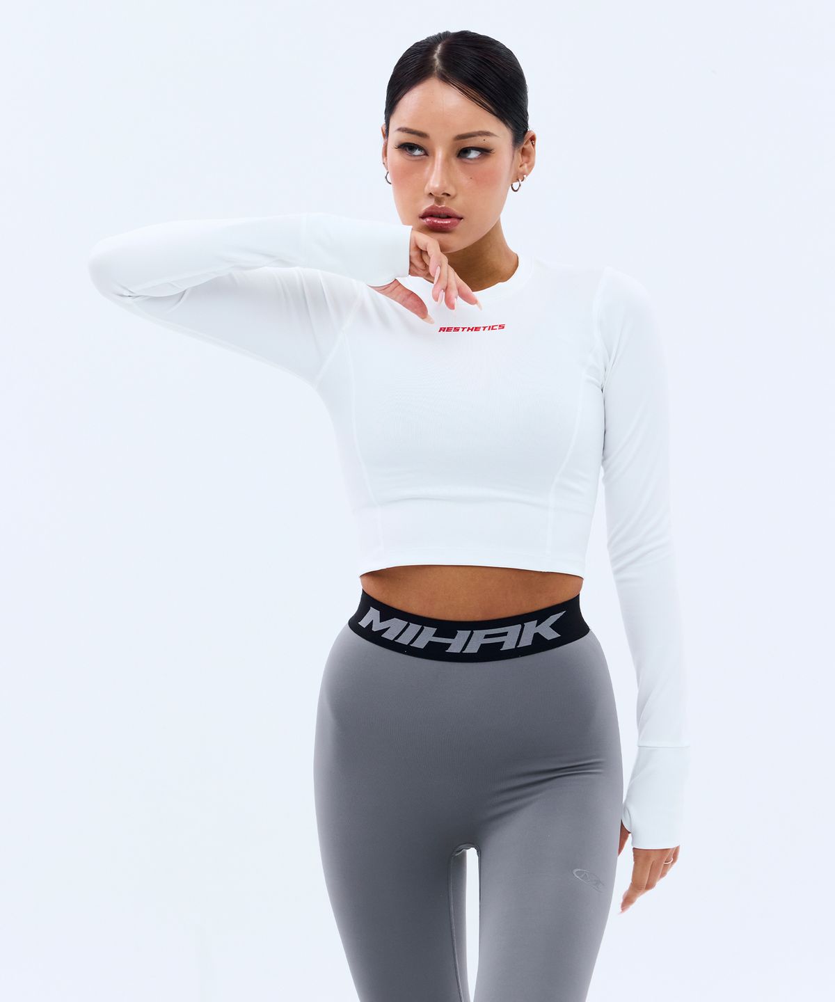미학(MIHAK) 에스테틱 크롭 롱 슬리브 (WHITE)