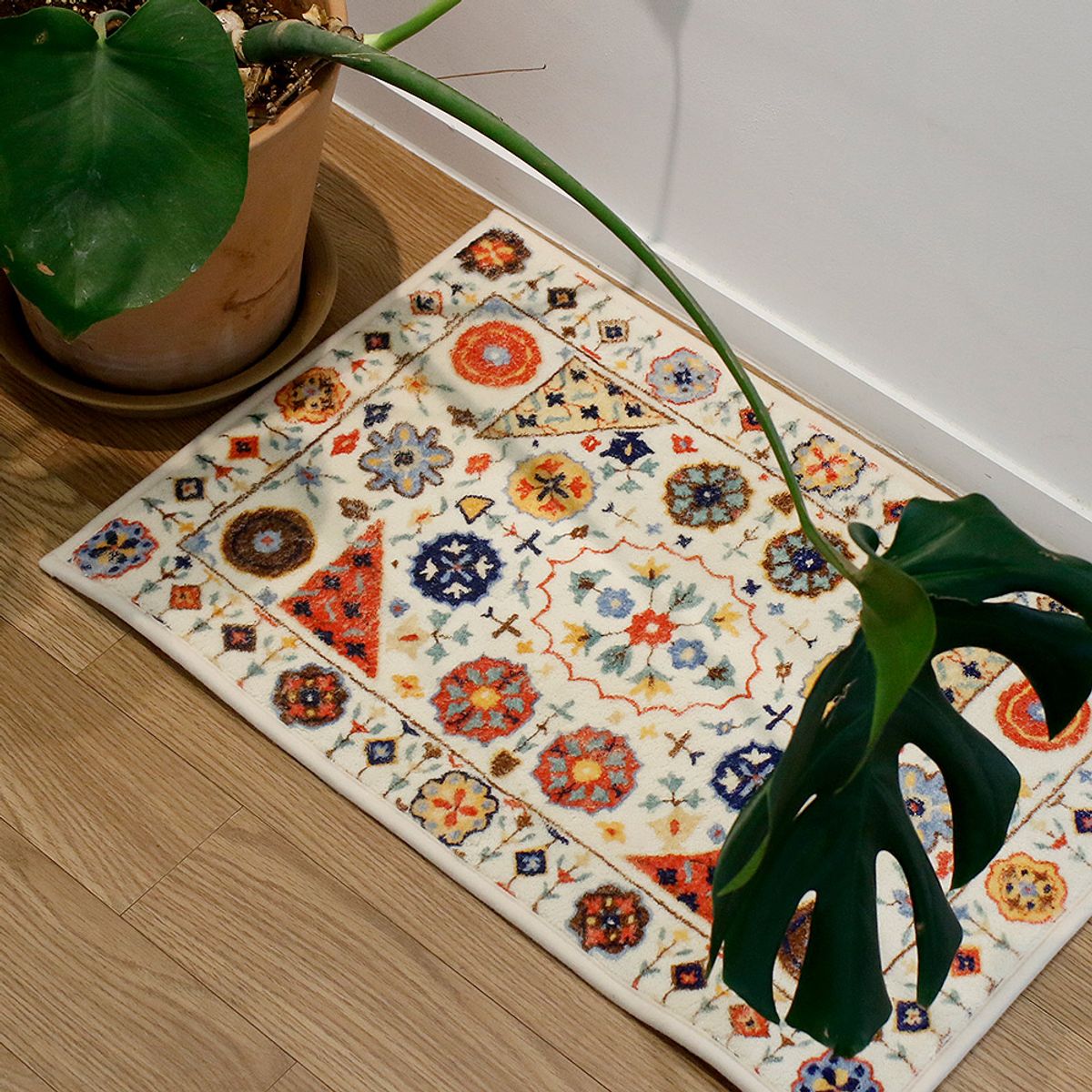 리에르 스튜디오(LEERE STUDIO) 60x40(cm) 퀼팅무드 포인트 욕실 러그