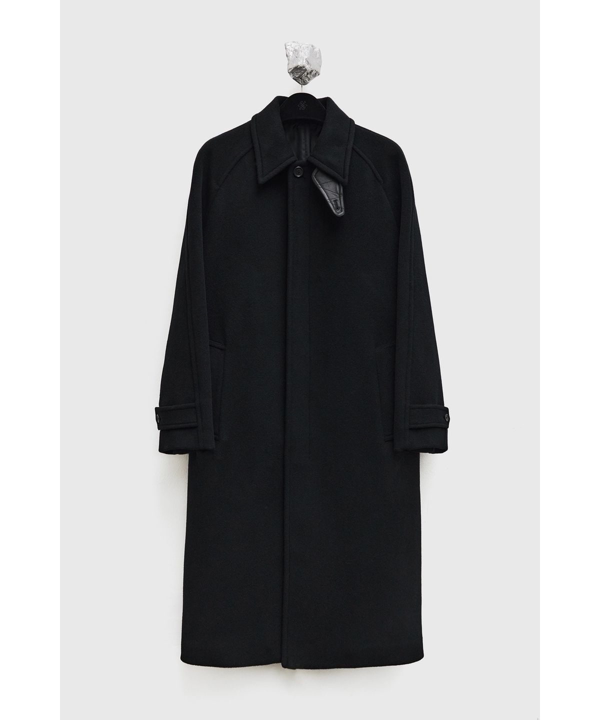 유스(YOUTH) Leather Trim Mac Coat - Black