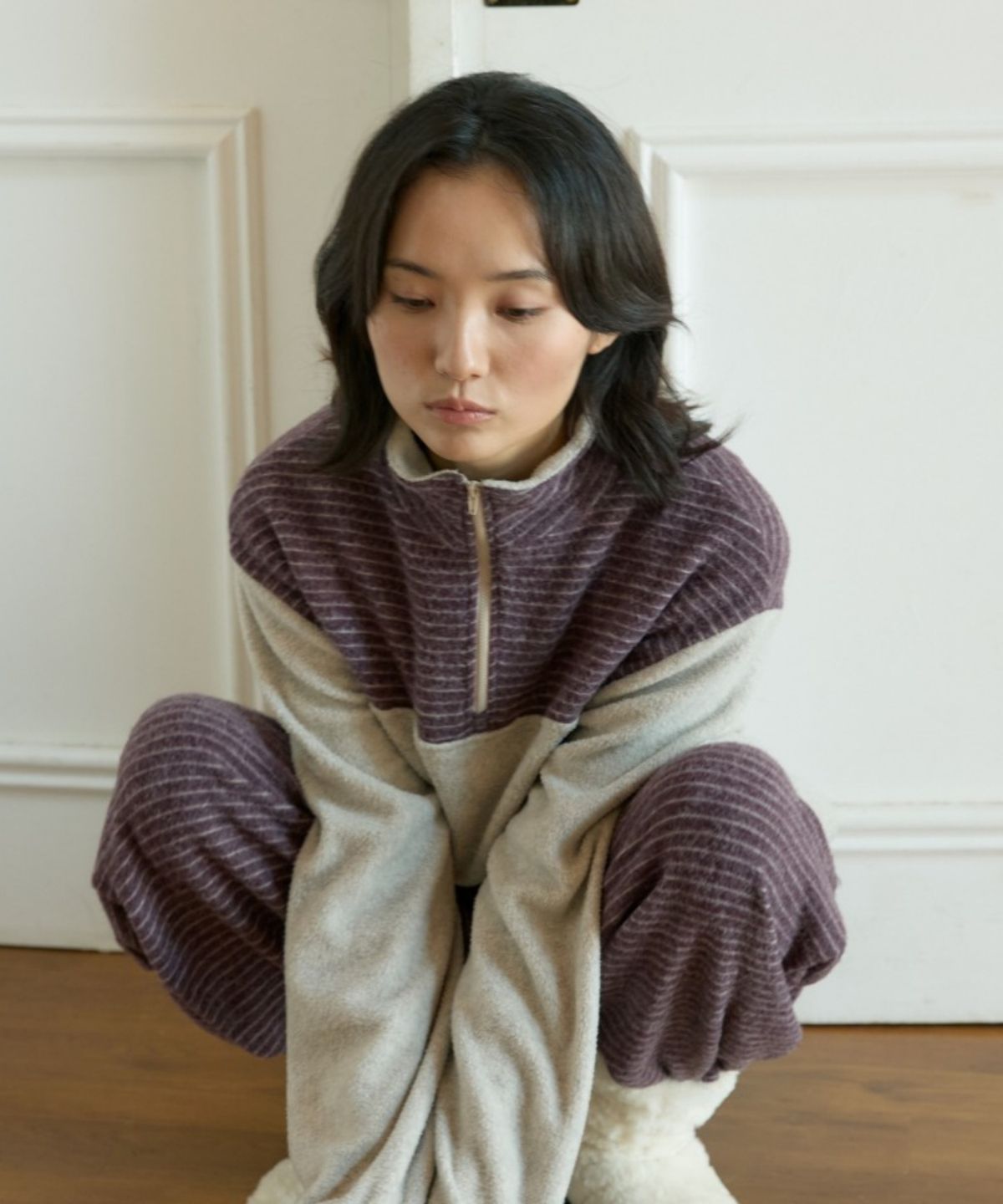 위오이(WIOE) Stripe Fleece Anorak_Purple