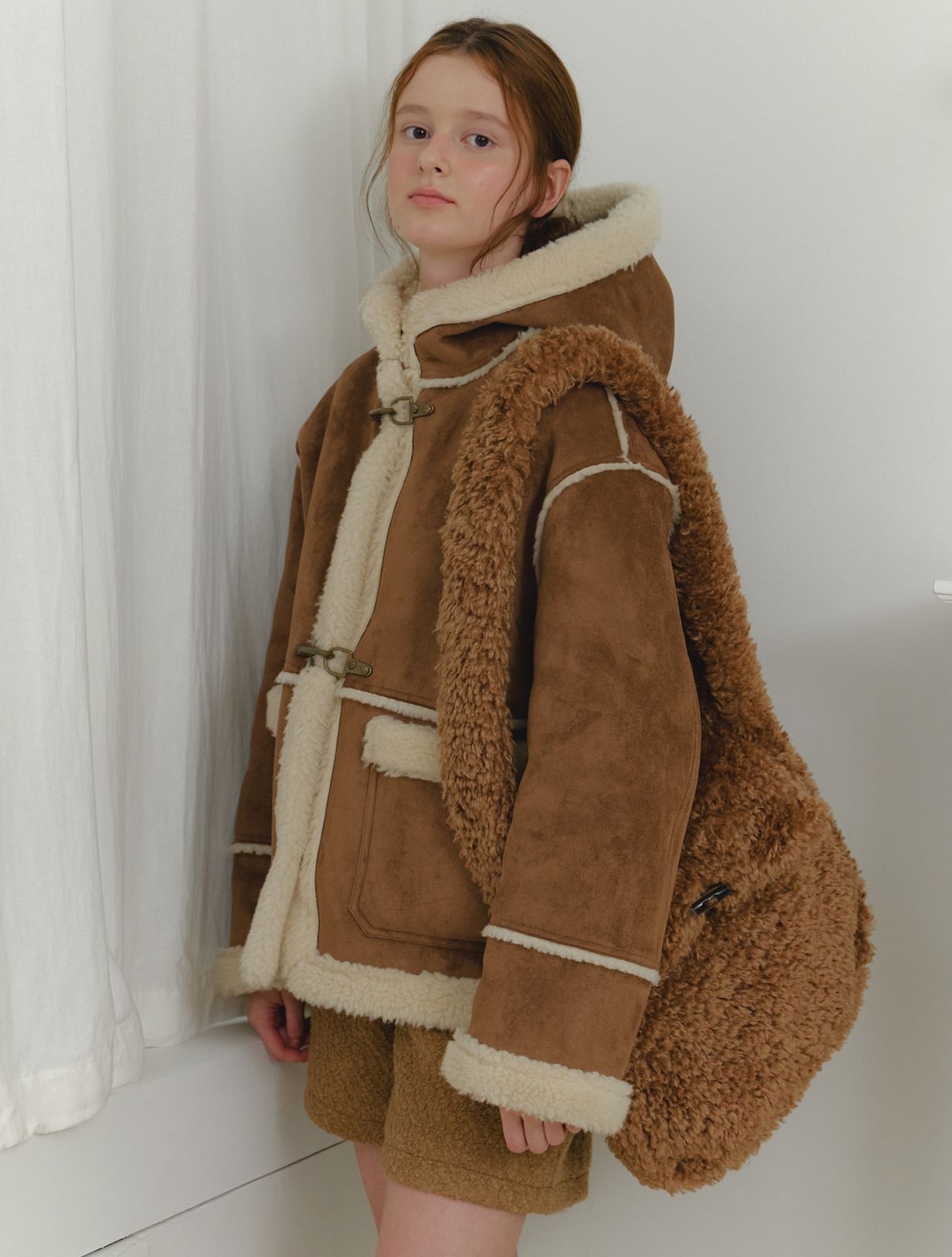 클루니(CLUNY) Tory hooded buckle mustang jacket - brown