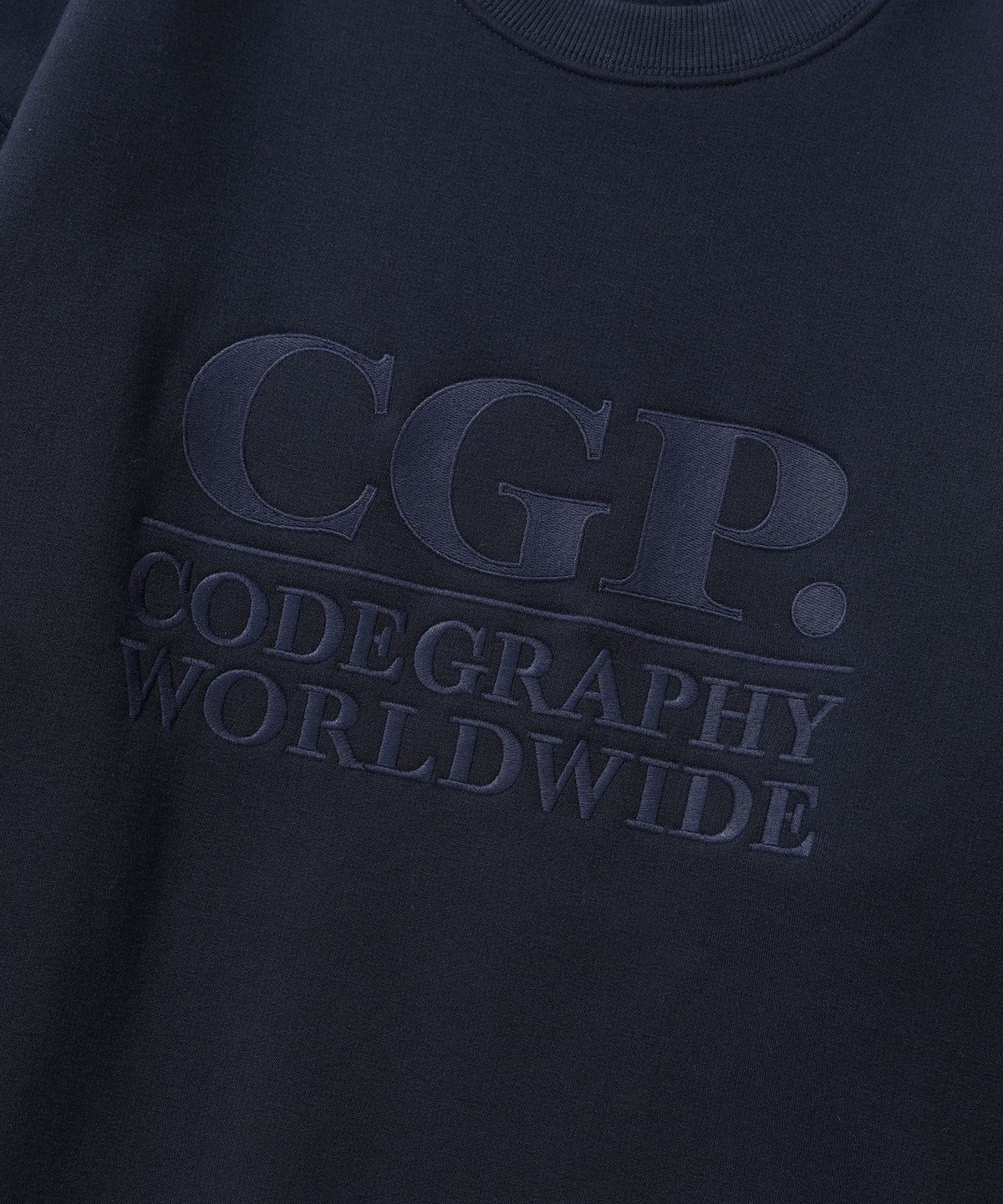 코드그라피(CGP) 기모 스퀘어 로고 맨투맨_다크네이비