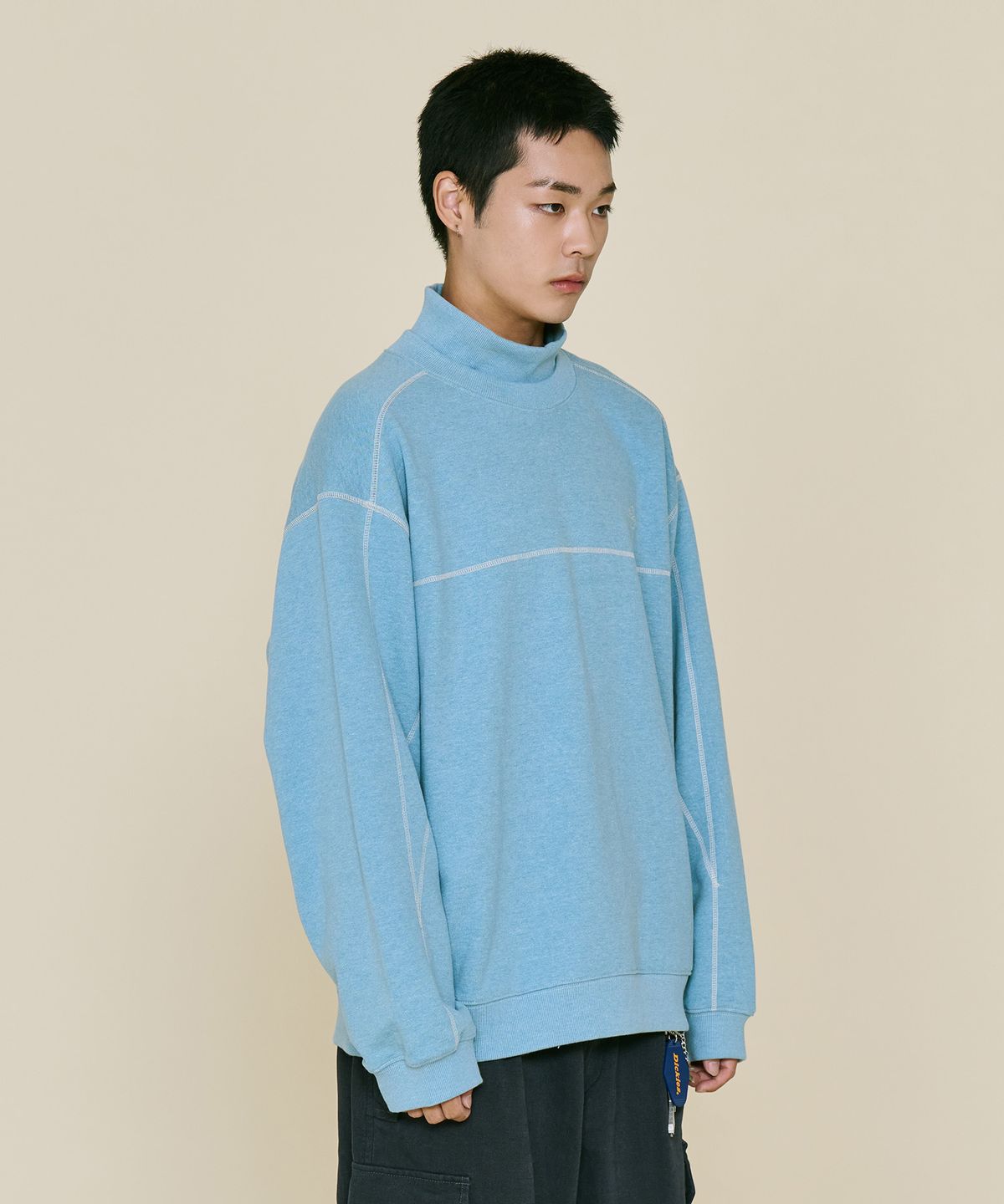 논타입(NONTYPE) TURTLE CHAIN SWEATSHIRTS (MINT BLUE)
