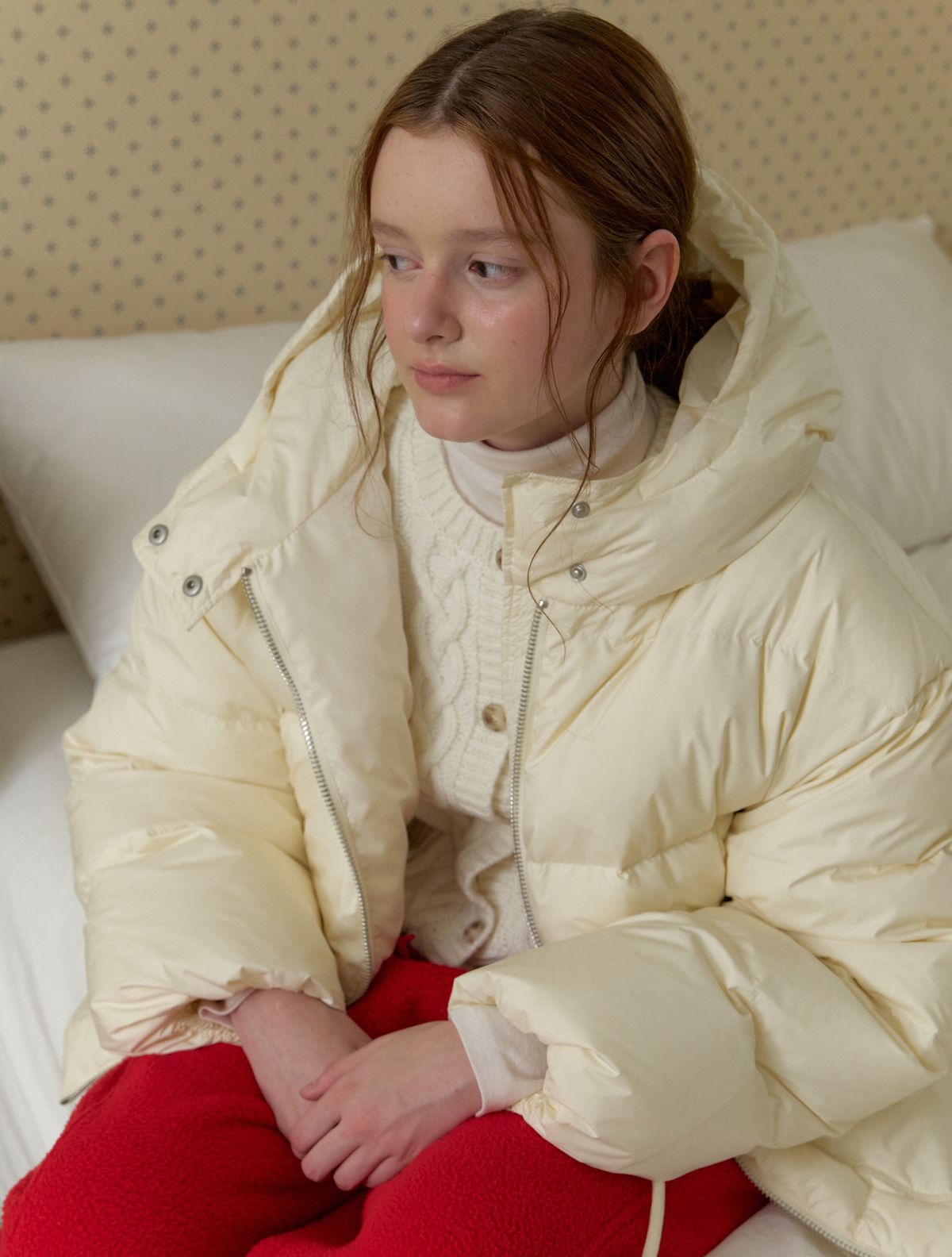 클루니(CLUNY) Cloud hooded puffer duck down padding - cream