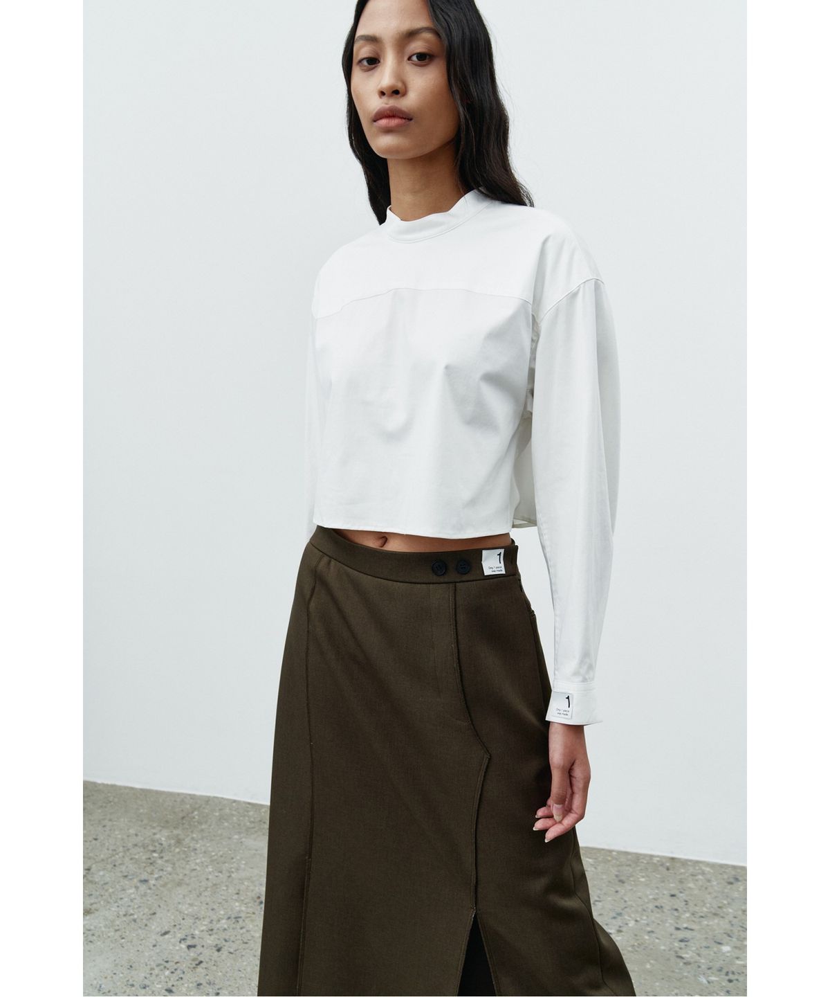 래코드(RECODE) Bold Pleats Detail Skirt RQKAW25535KHX