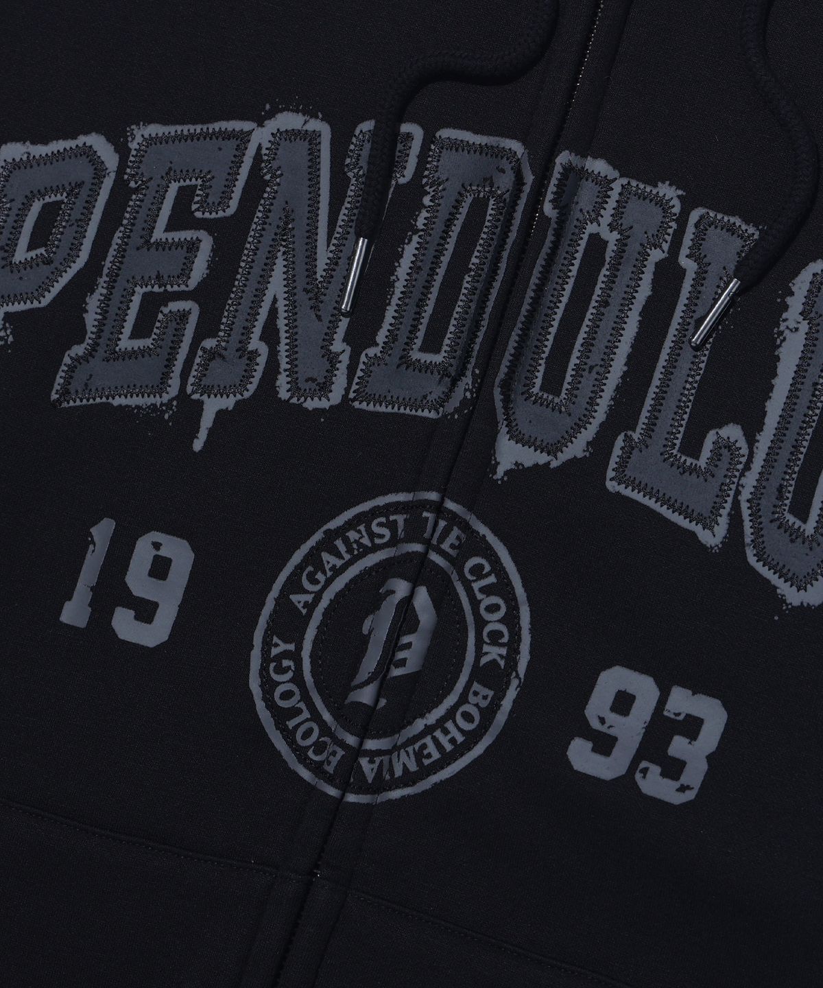 펜듈럼(PENDULUM) 써클 아치로고 후드집업 LP4TU886_BLACK
