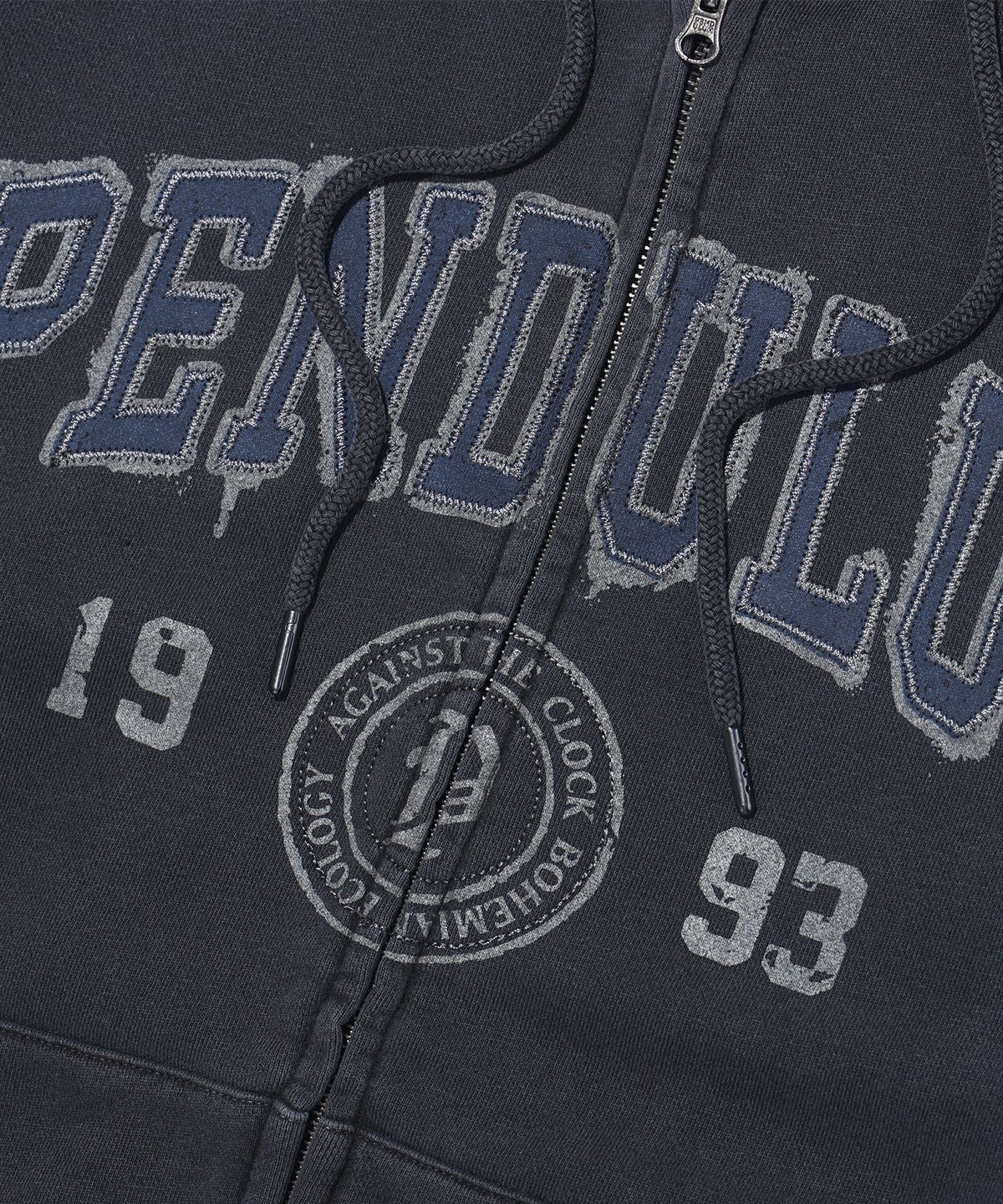 펜듈럼(PENDULUM) 써클 아치로고 후드집업 LP4TU886_CHARCOAL