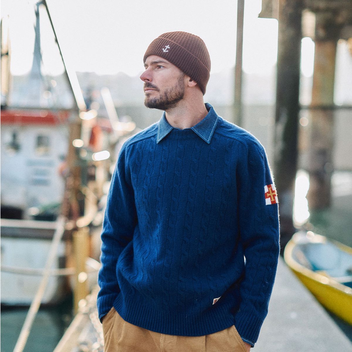 건지 울른스(Guernsey Woollens) 슈퍼파인 메리노울 케이블 스웨터 컬렉션