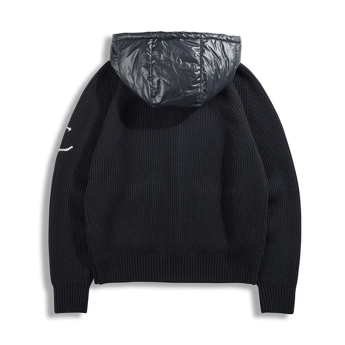 건지 울른스(Guernsey Woollens) 디테쳐블 패딩 후드 헤비 집업 스웨터 - 블랙