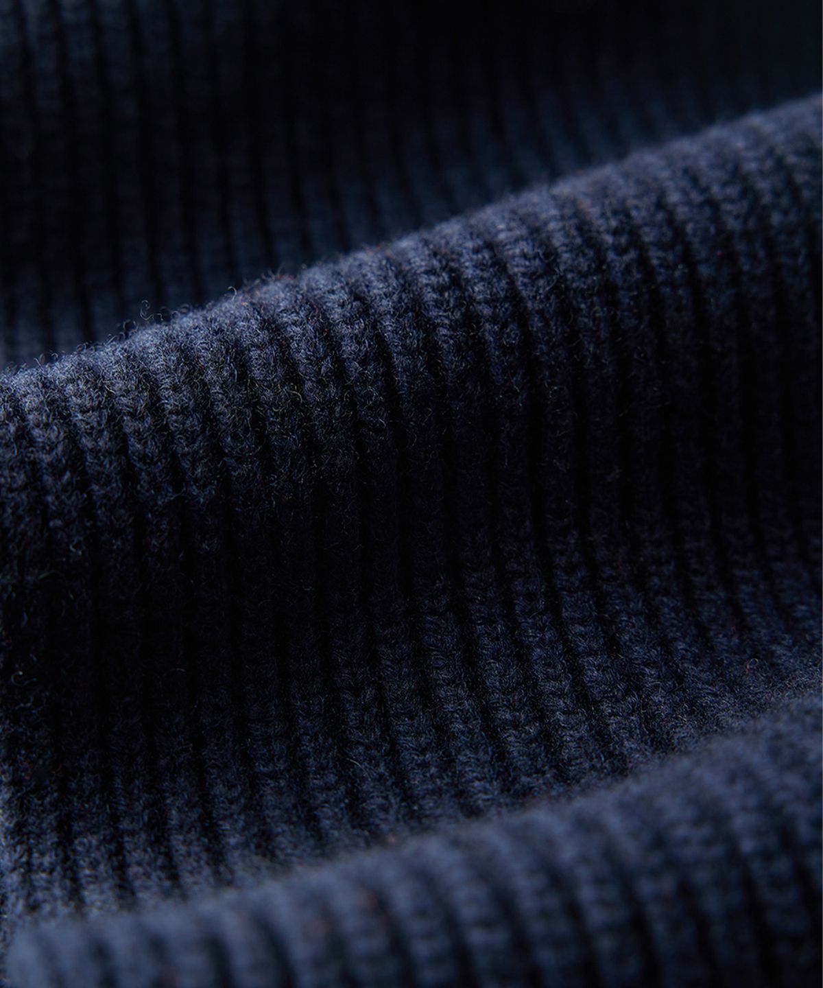 건지 울른스(Guernsey Woollens) 슈퍼파인 메리노울 앵커 머플러 - 네이비