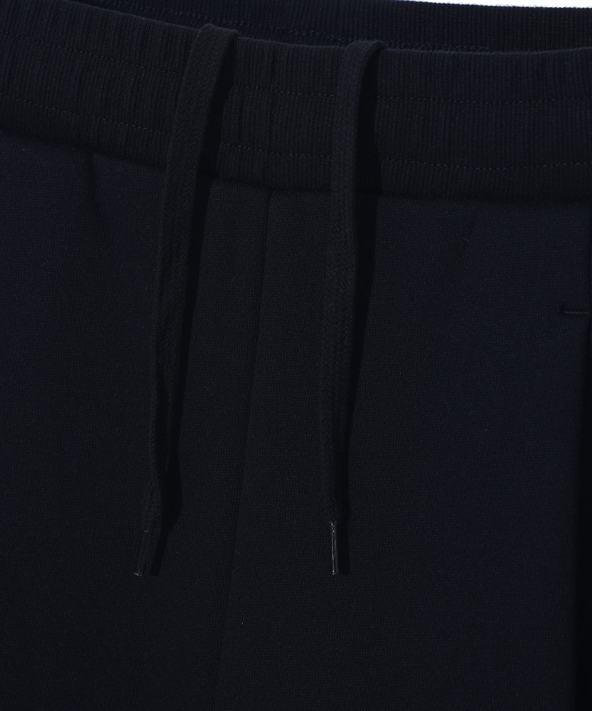 레이피커스(RAYFIKERS) 스몰 레터링 원턱 와이드 스웨트 팬츠 MP9PU979_BLACK